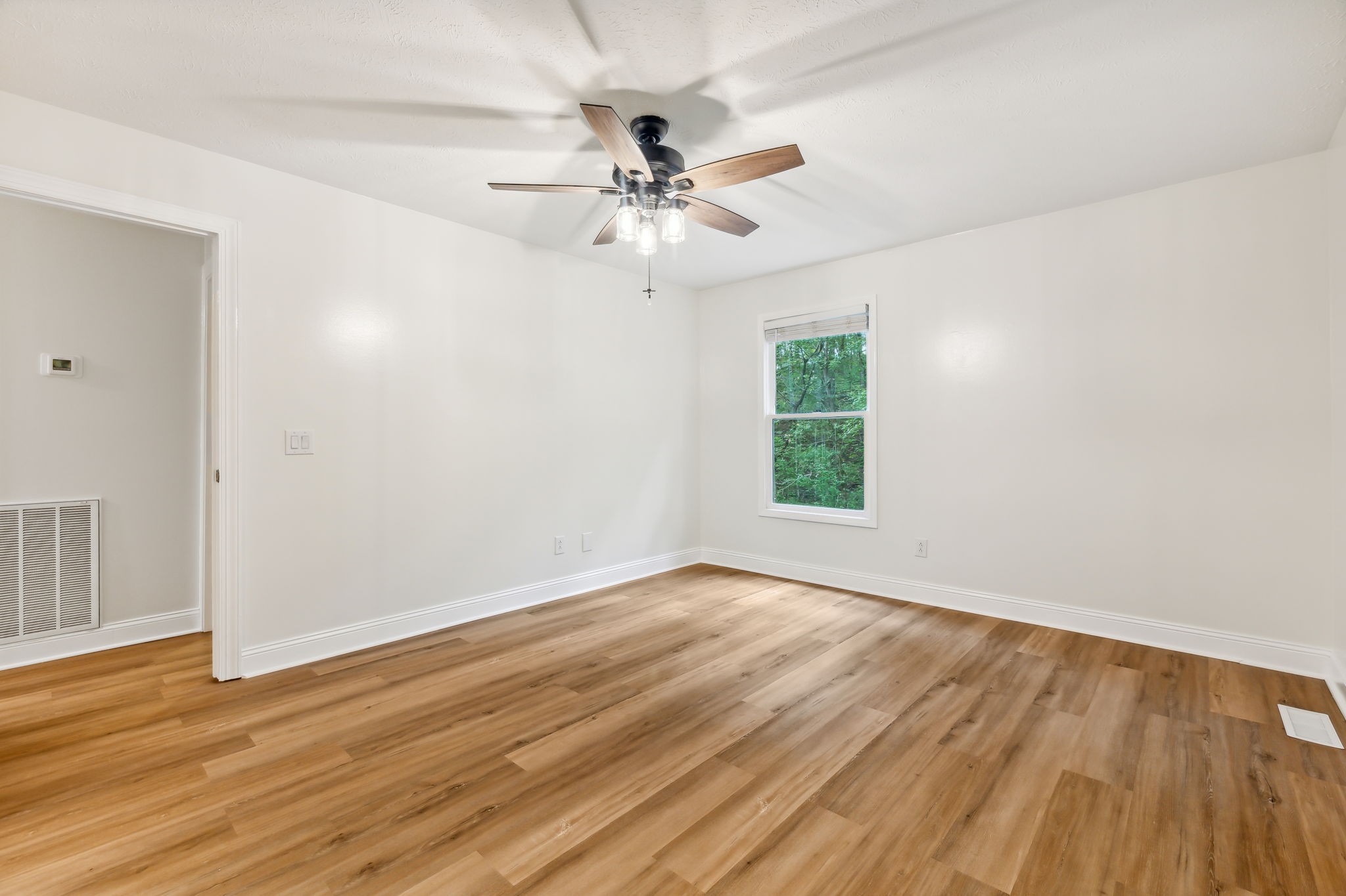 1101 Johns Rd