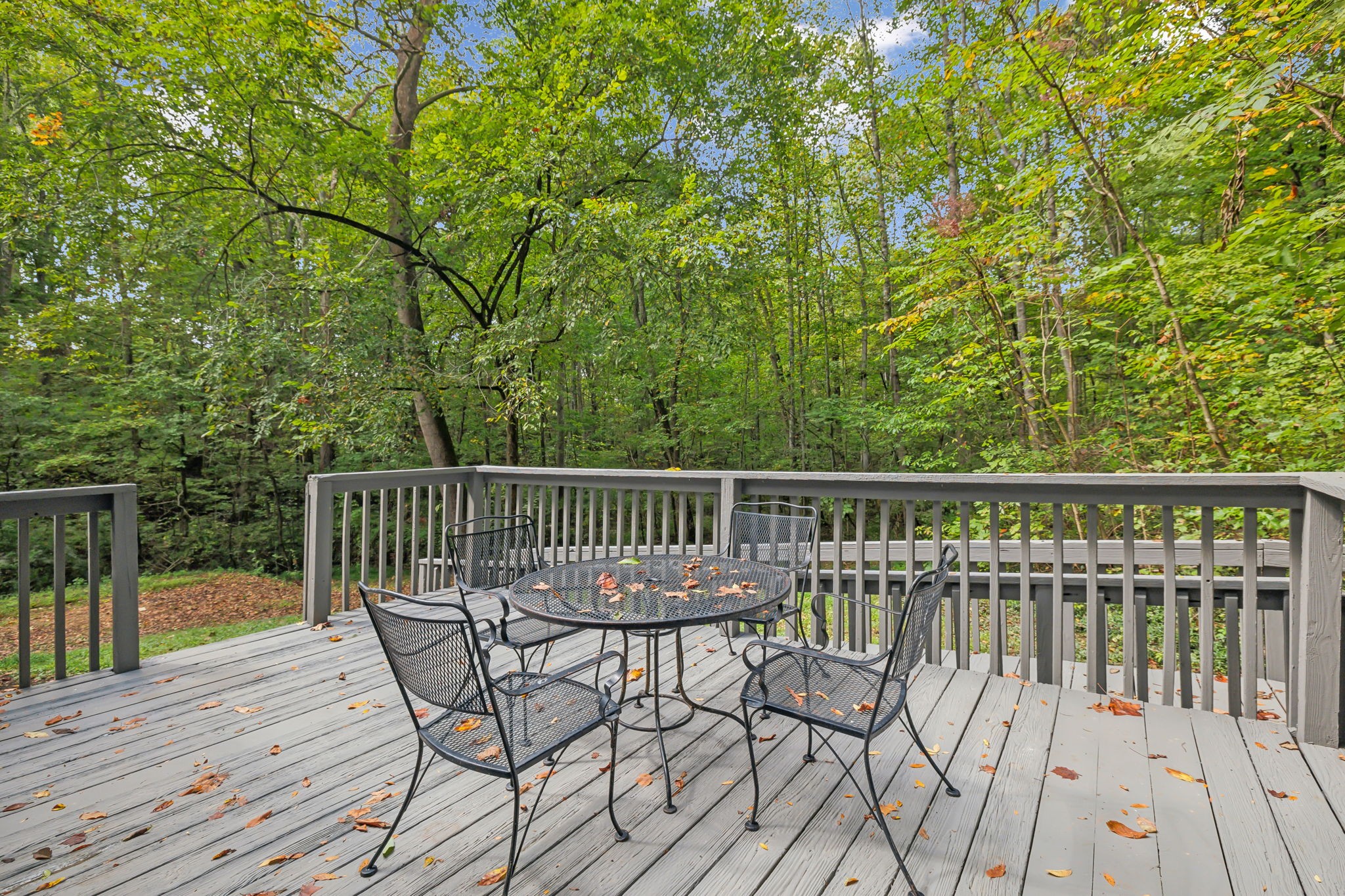 1101 Johns Rd