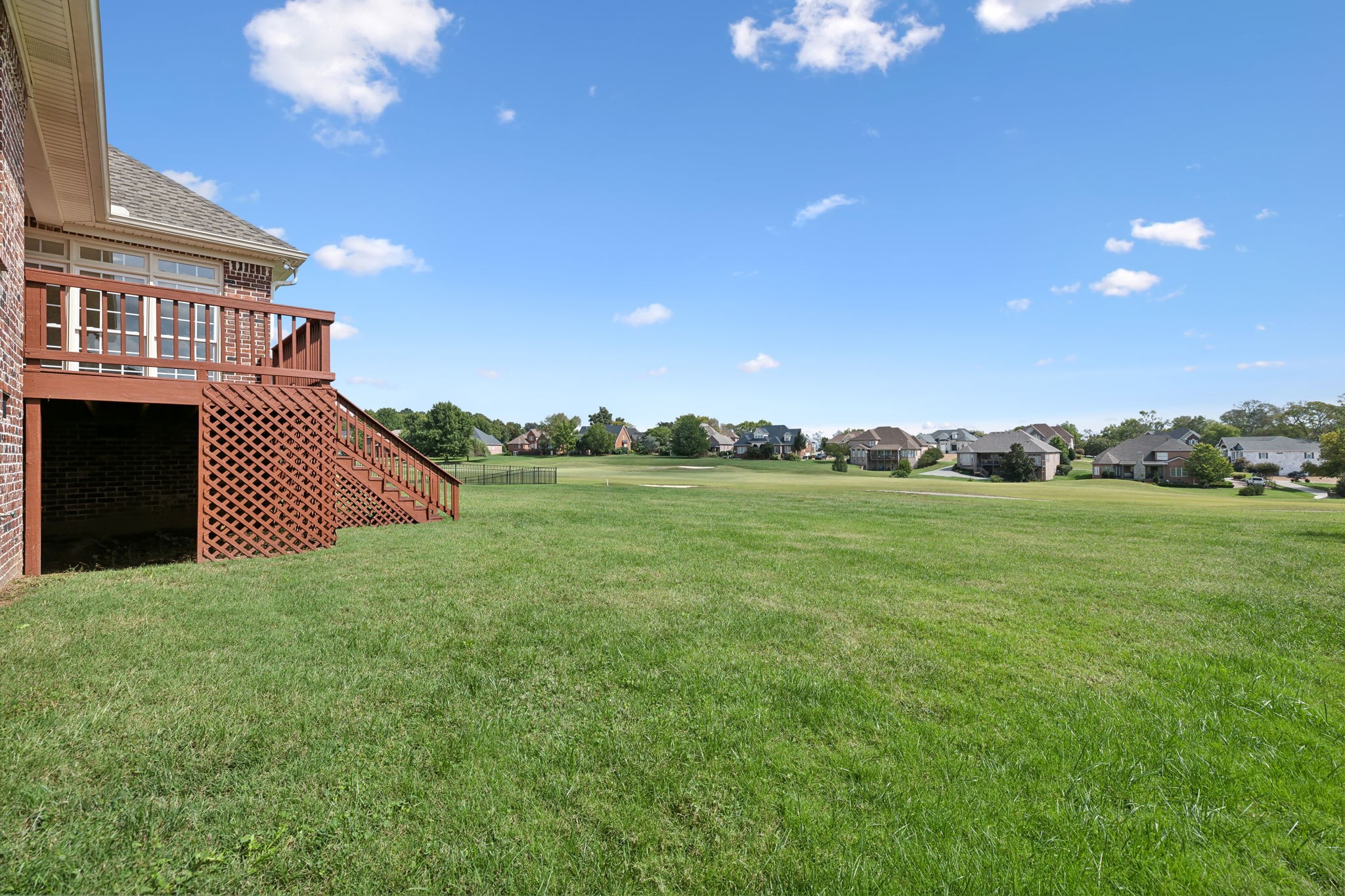 501 Five Oaks Blvd