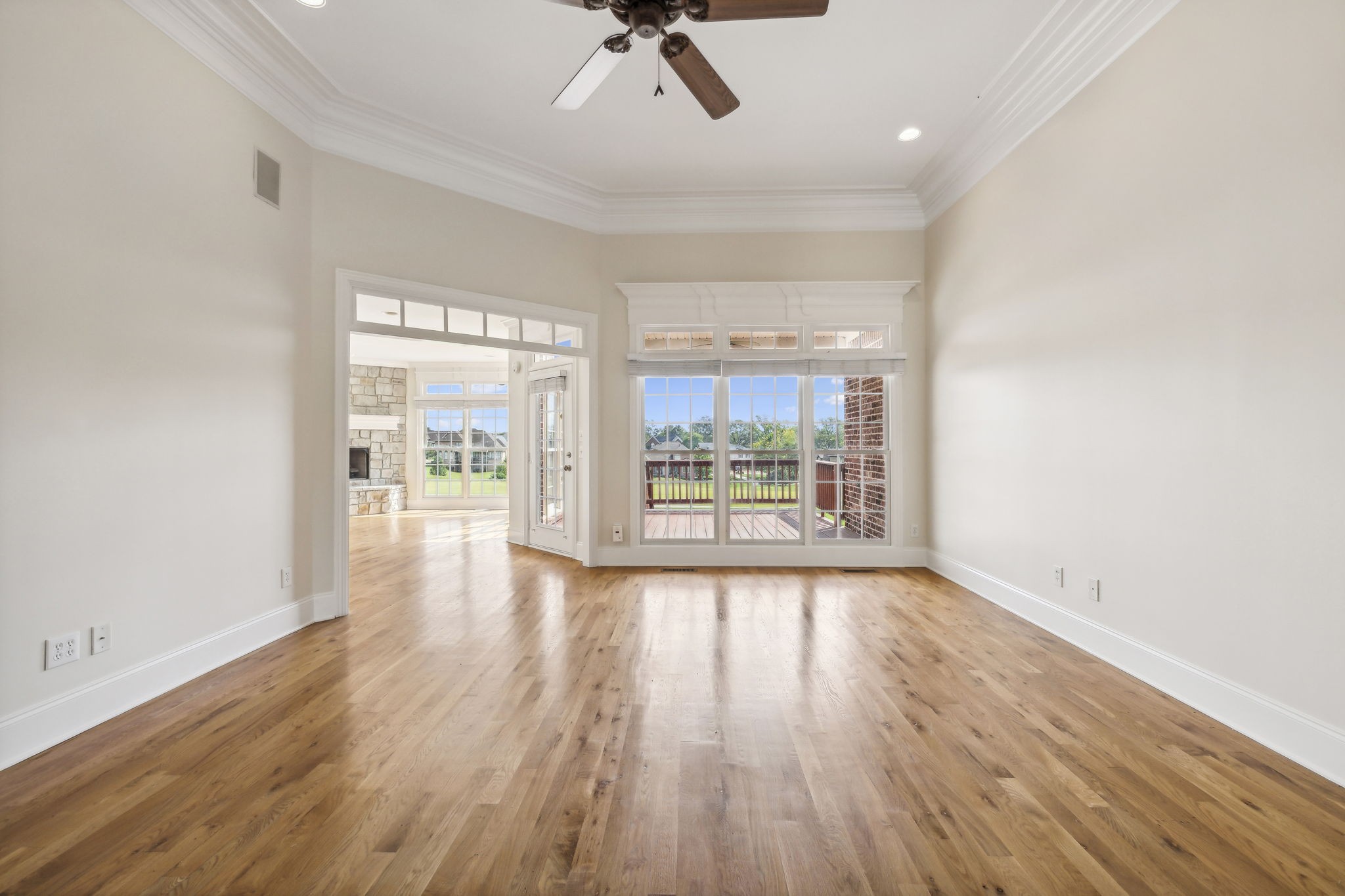 501 Five Oaks Blvd