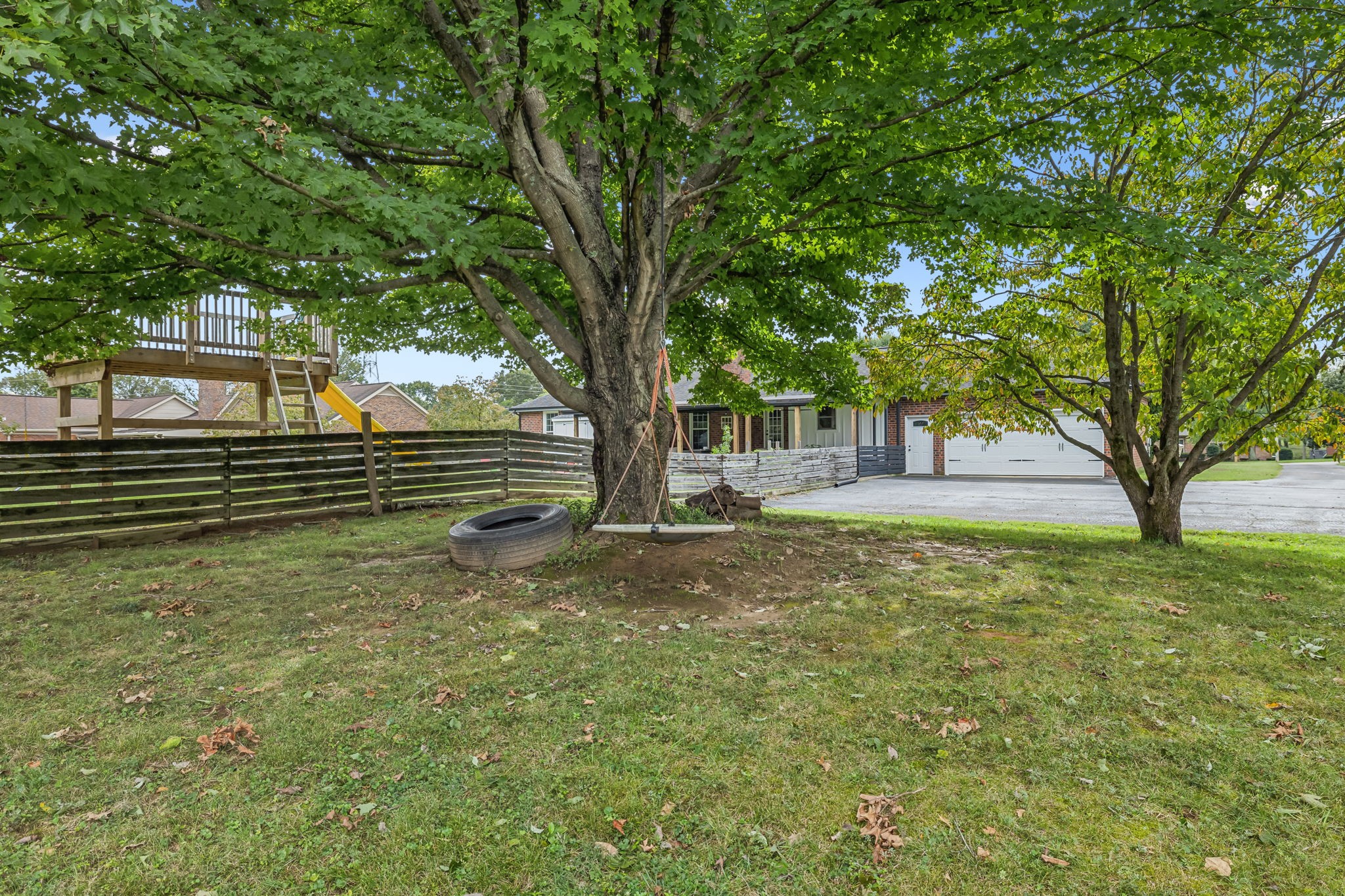 1704 Valleyview Dr