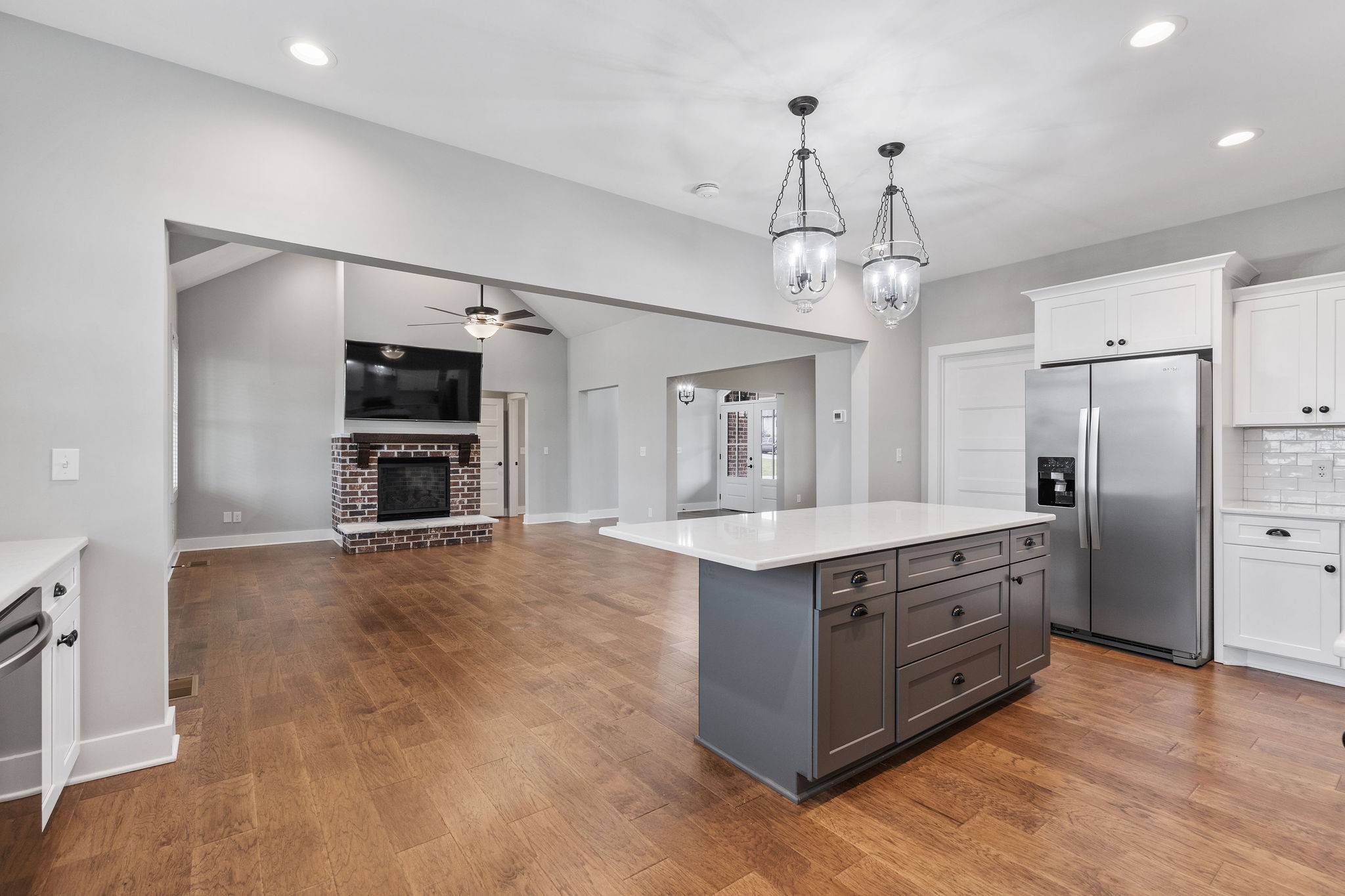 1407 Barrett Dr