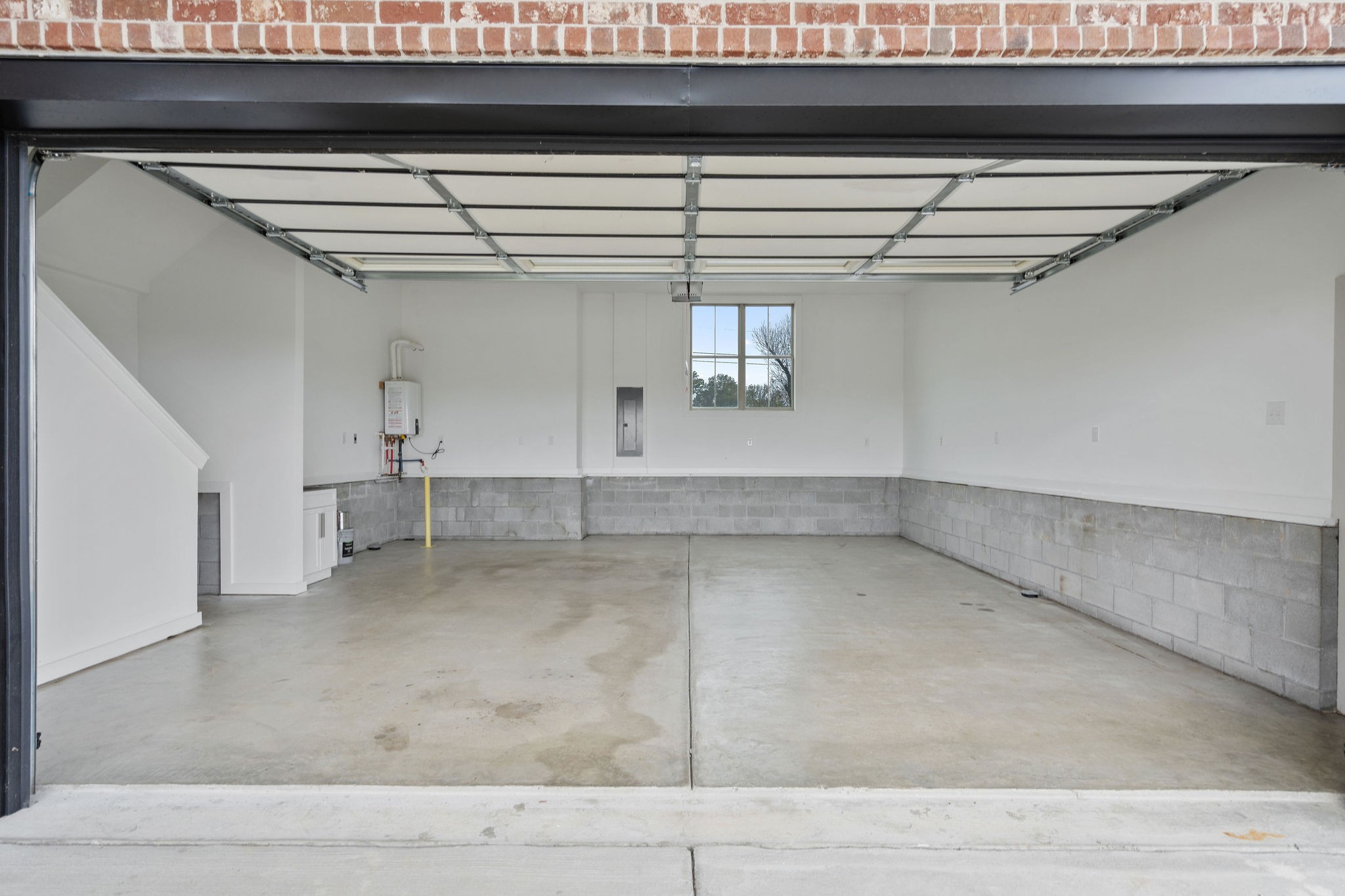1407 Barrett Dr