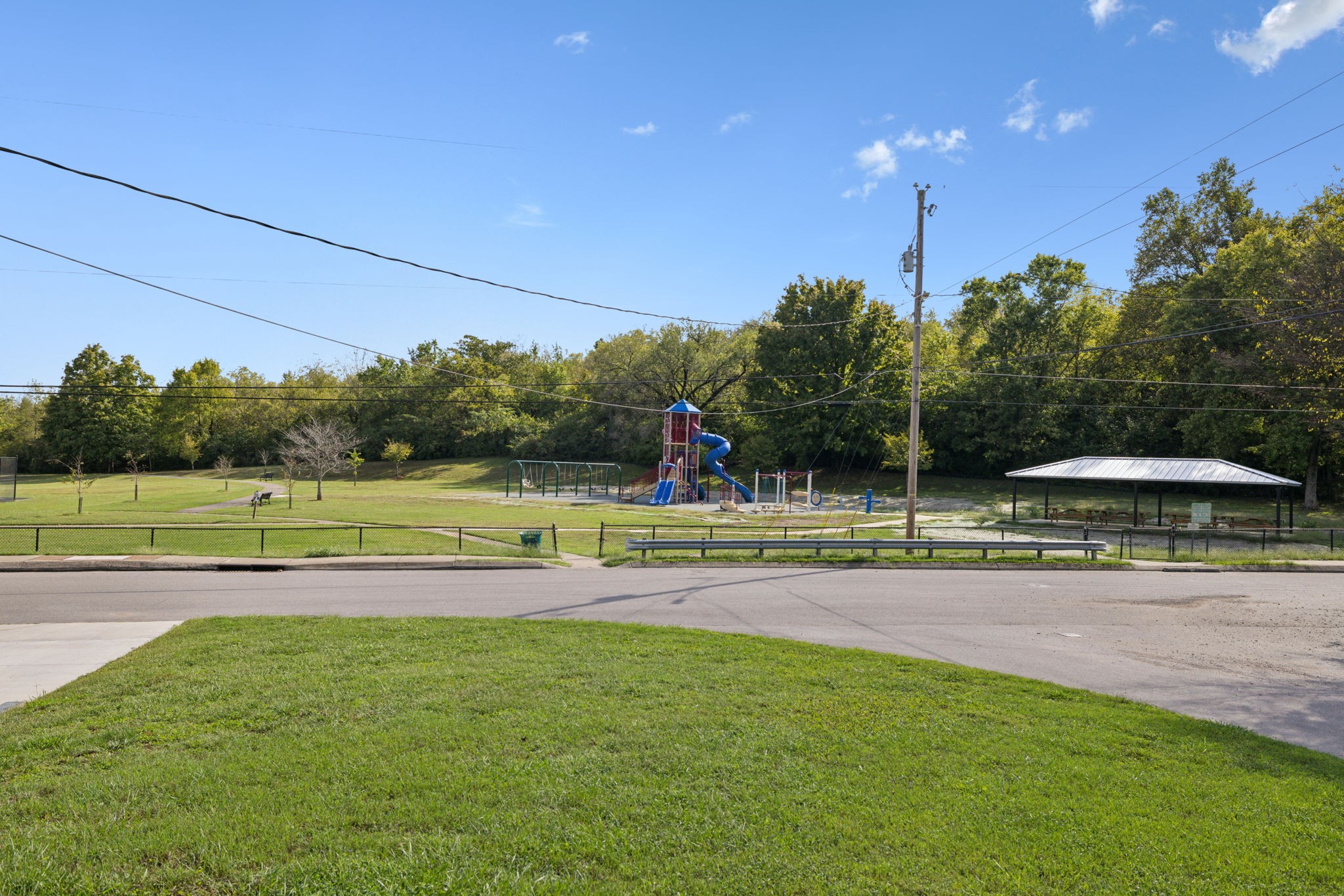3200 Crowe Dr