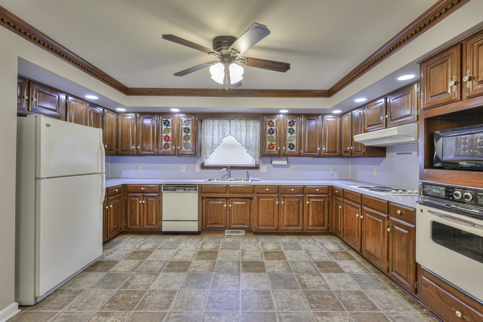 1703 Cook Dr