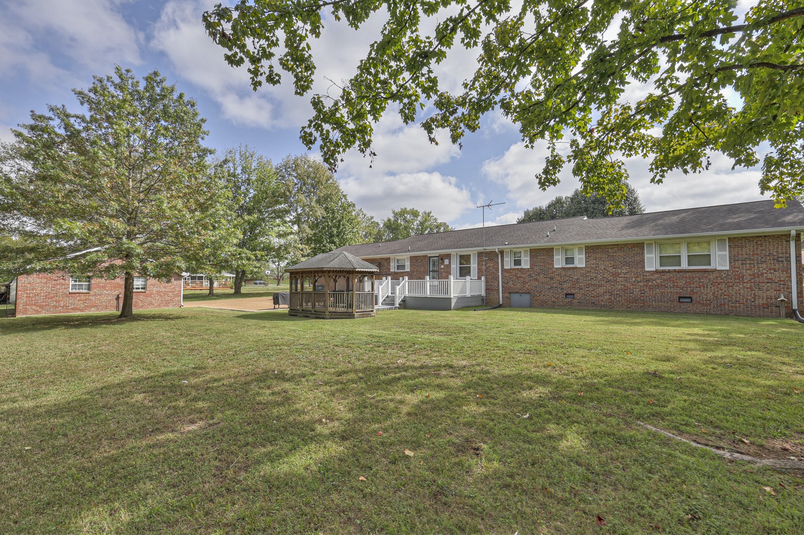 1703 Cook Dr