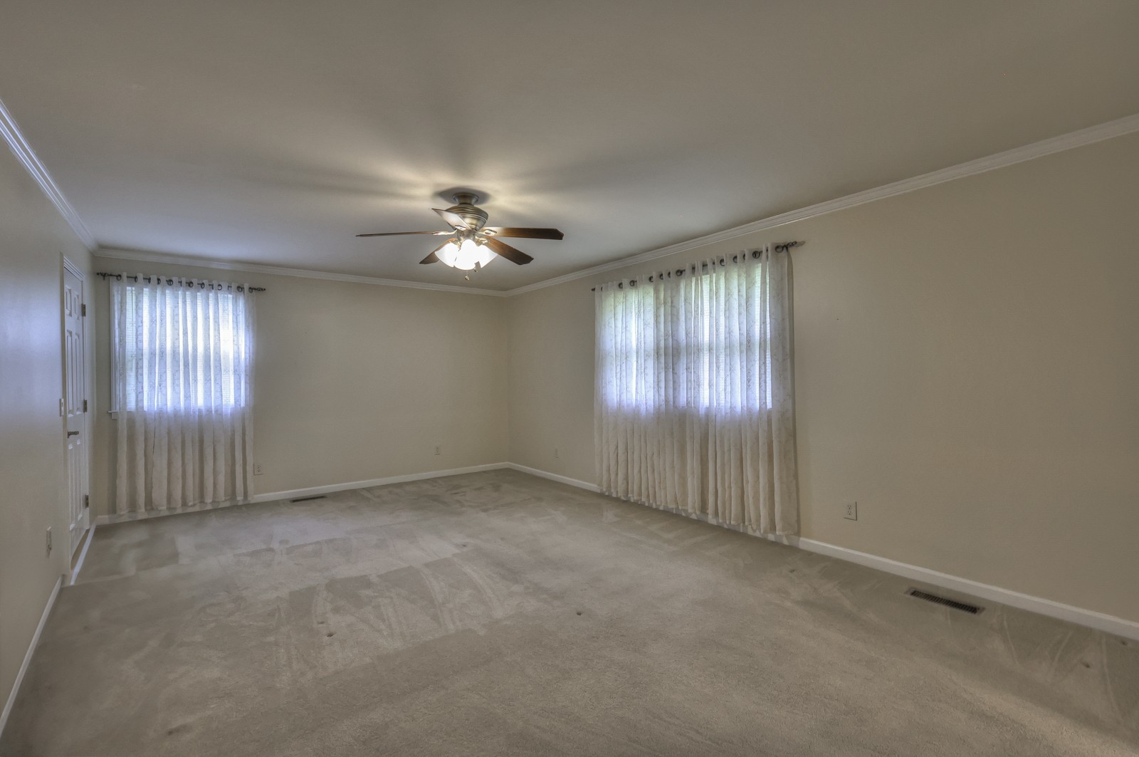 1703 Cook Dr