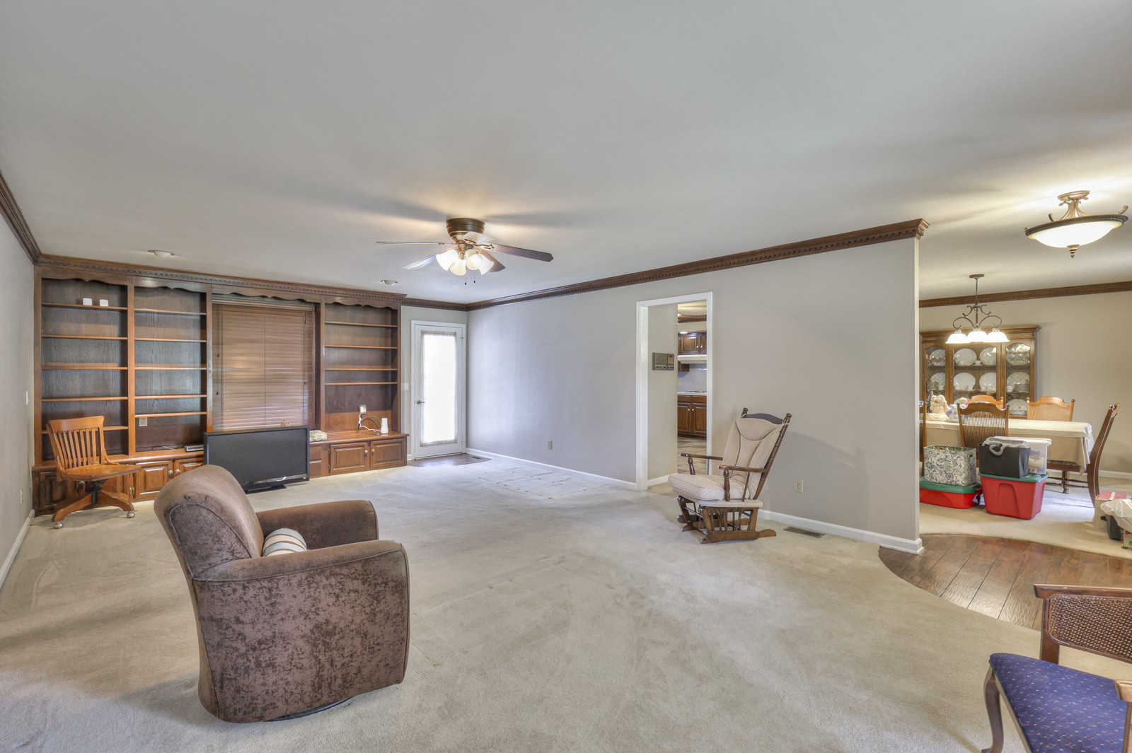 1703 Cook Dr
