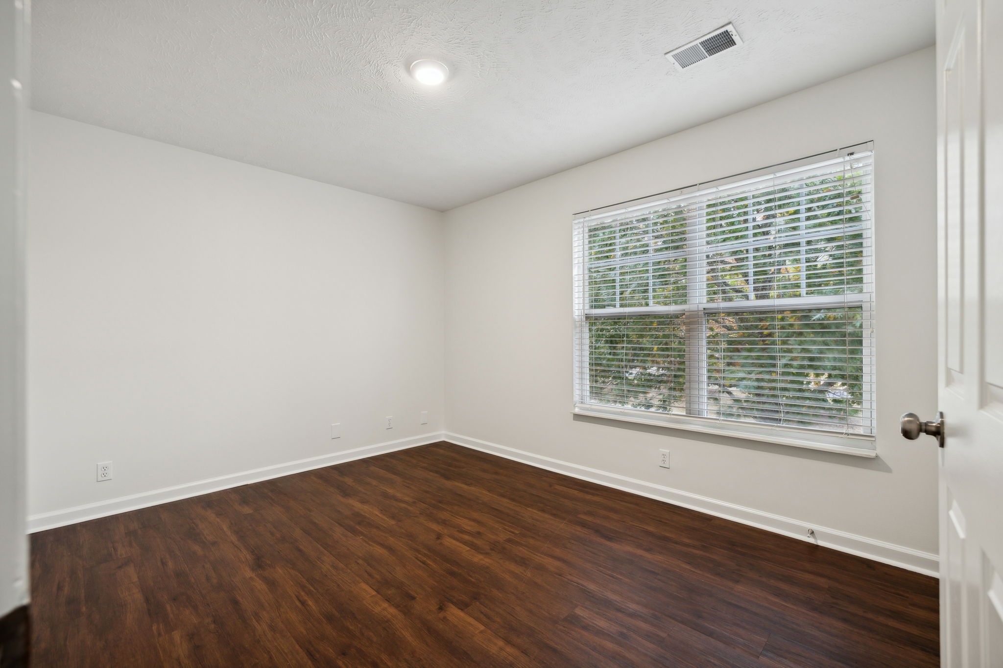 104 Tate Ct