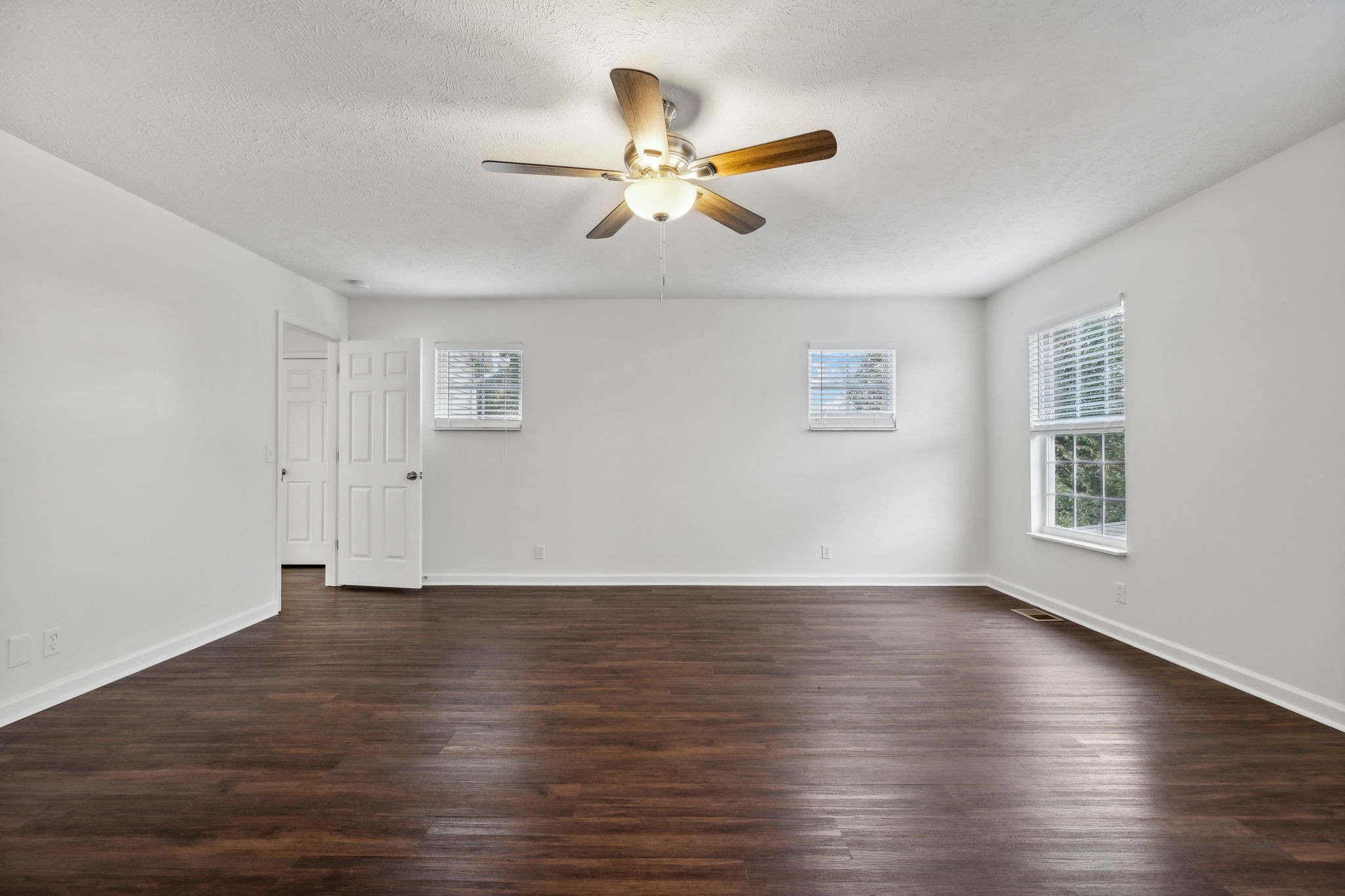 104 Tate Ct