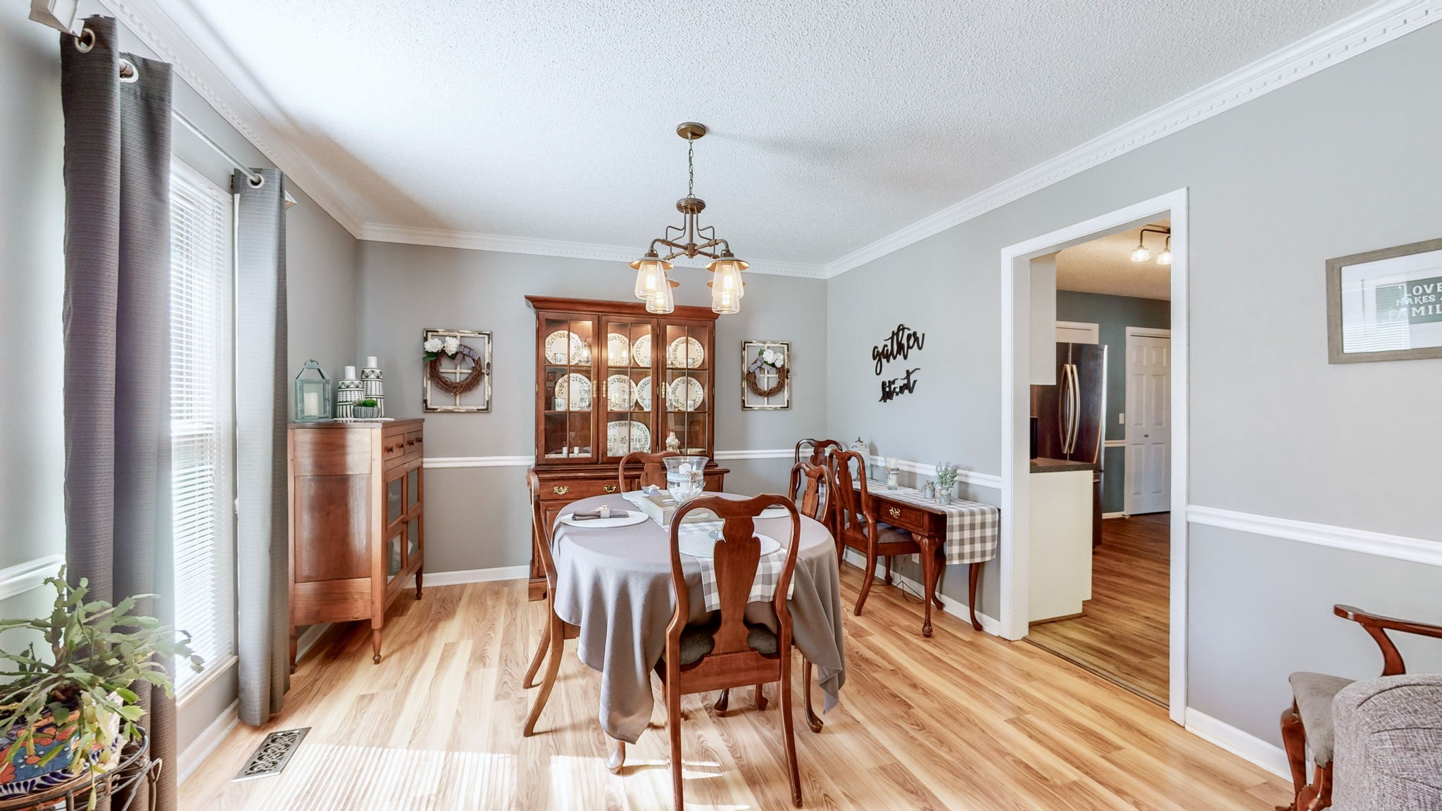 3428 Country Ridge Dr