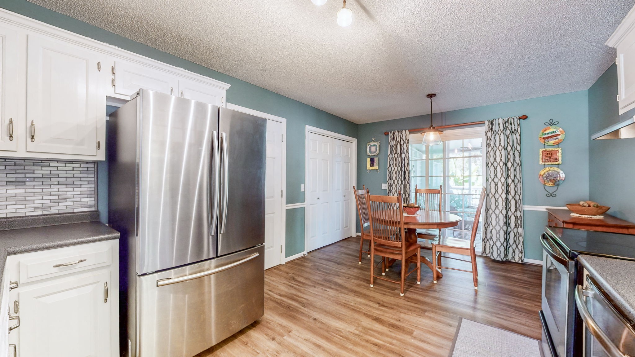 3428 Country Ridge Dr