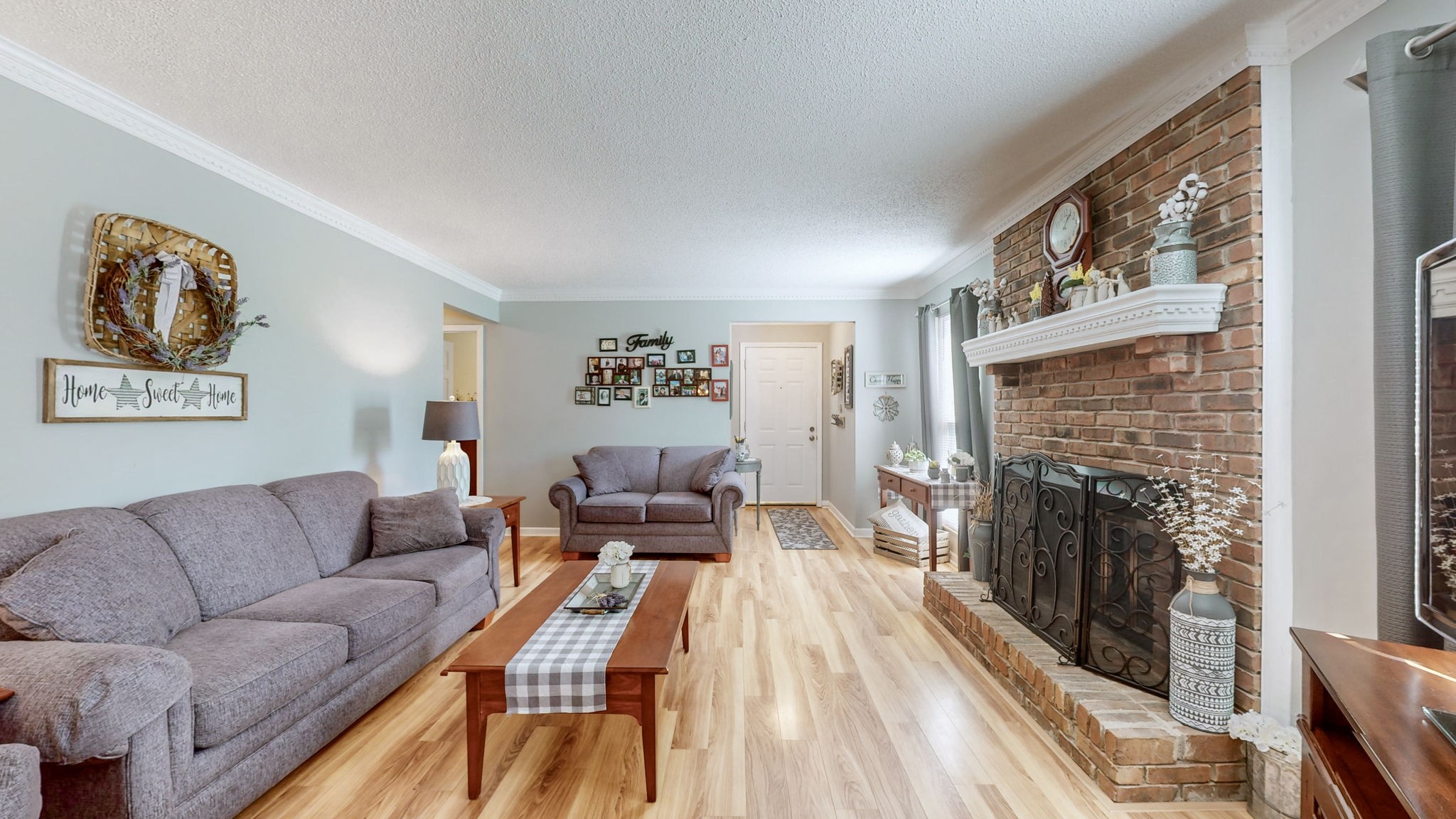 3428 Country Ridge Dr
