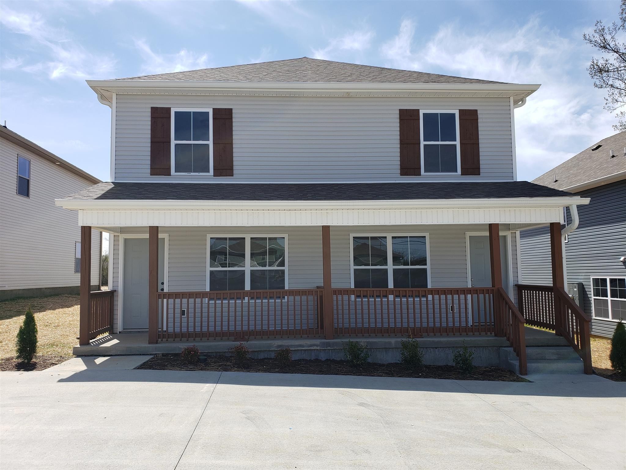 1240B Bluebird Rd