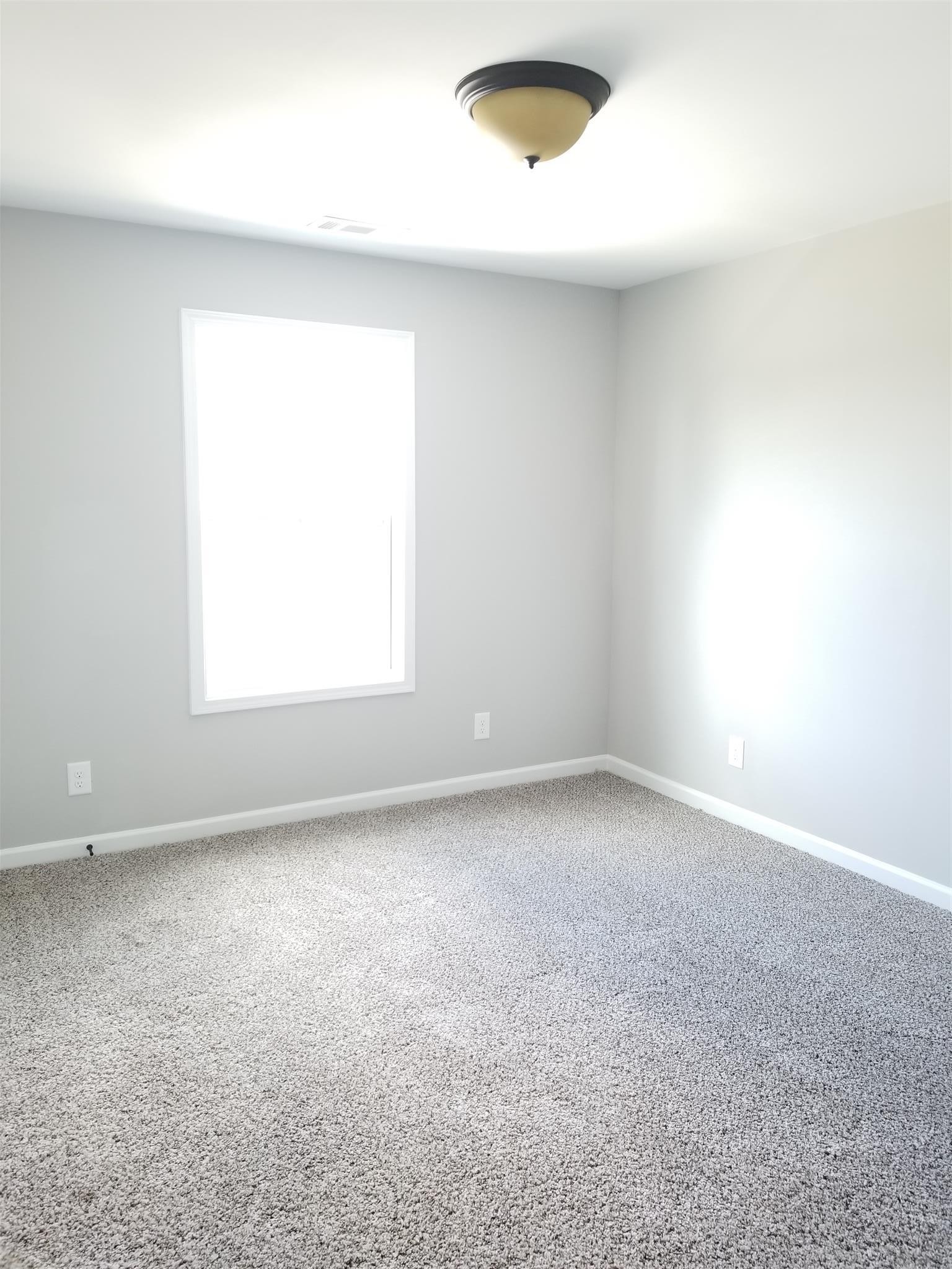 1240B Bluebird Rd