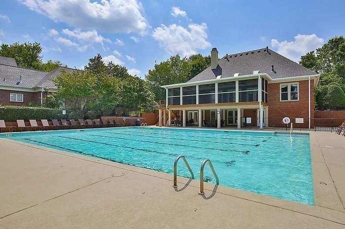304 Shute Ct