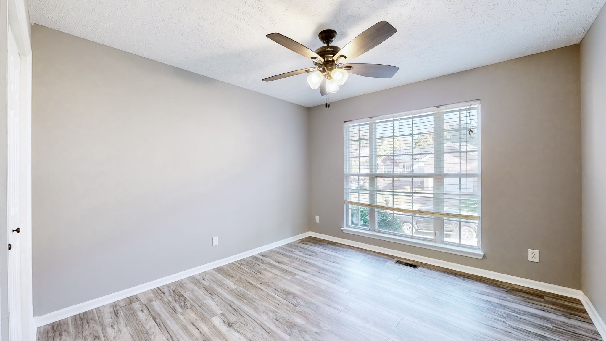 1520 Mount Mitchell Ct