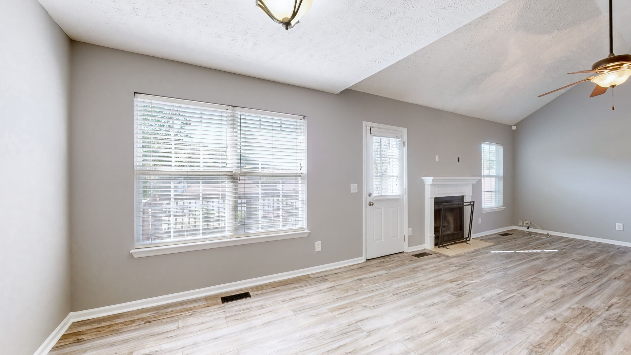 1520 Mount Mitchell Ct