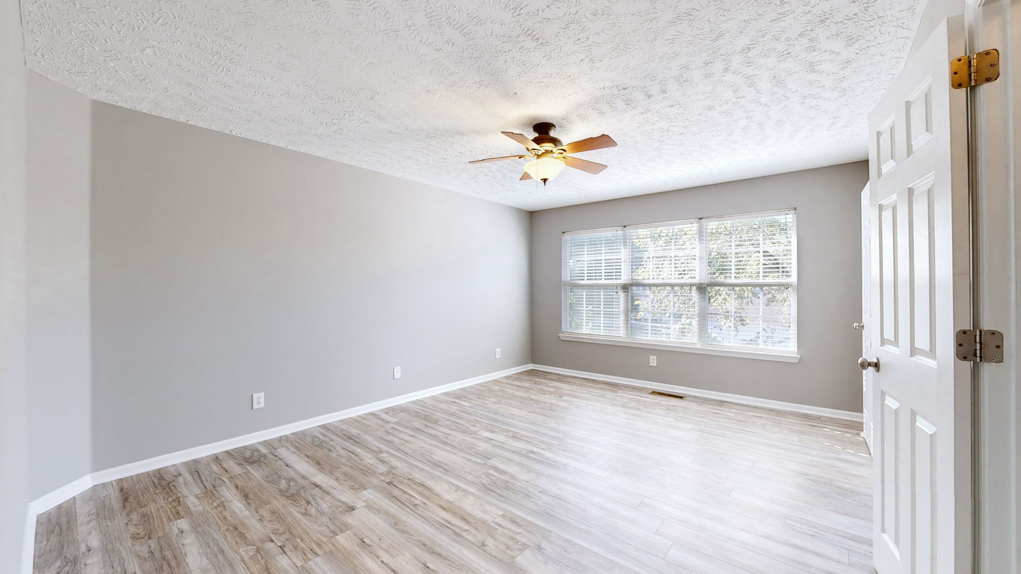 1520 Mount Mitchell Ct