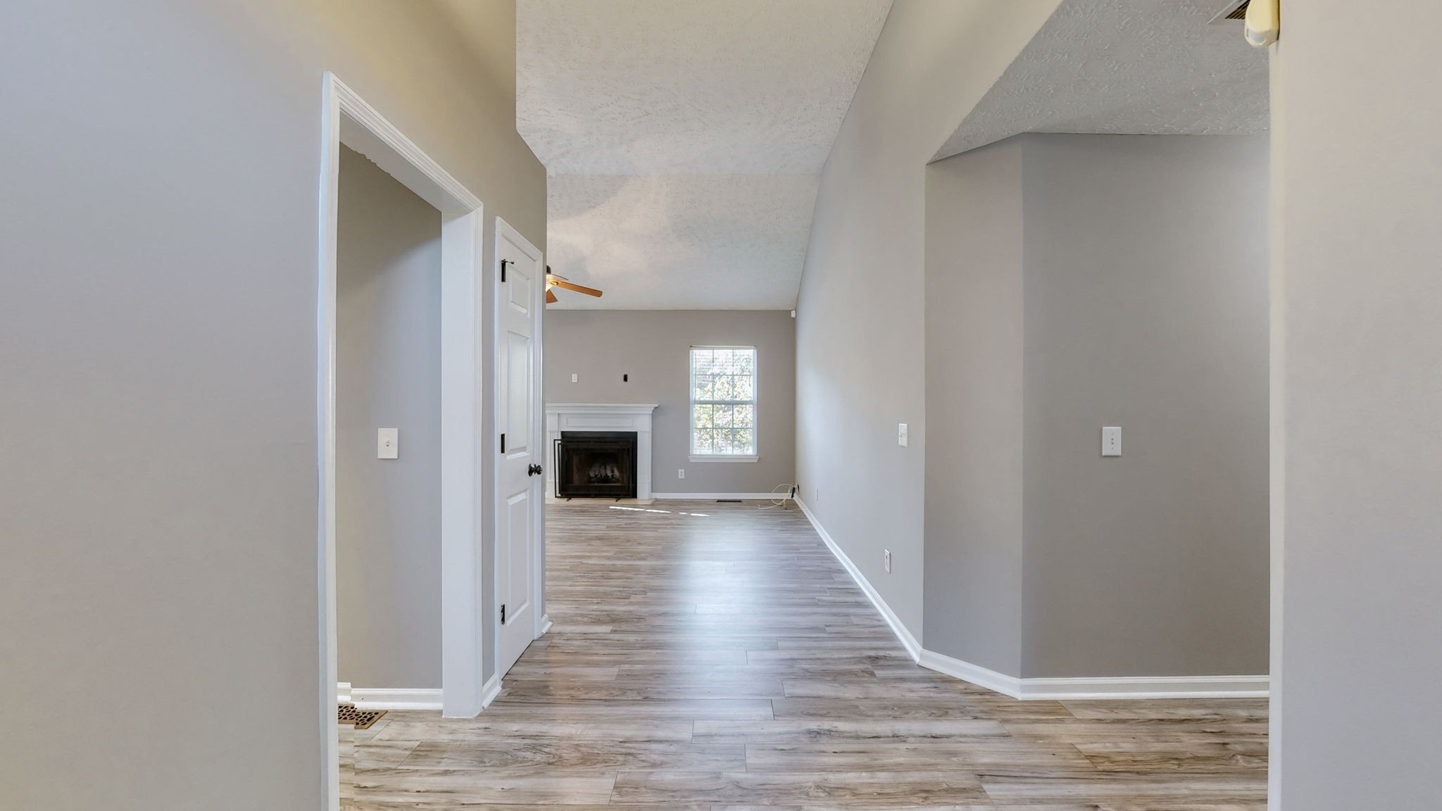 1520 Mount Mitchell Ct