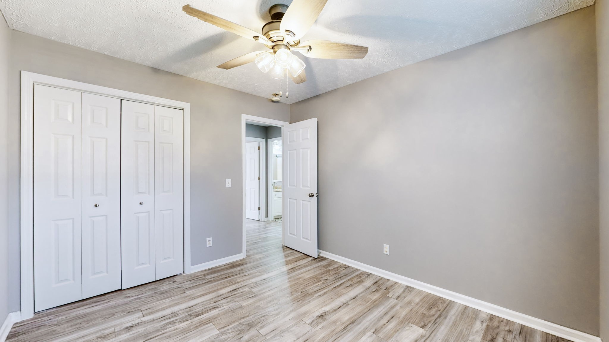 1520 Mount Mitchell Ct