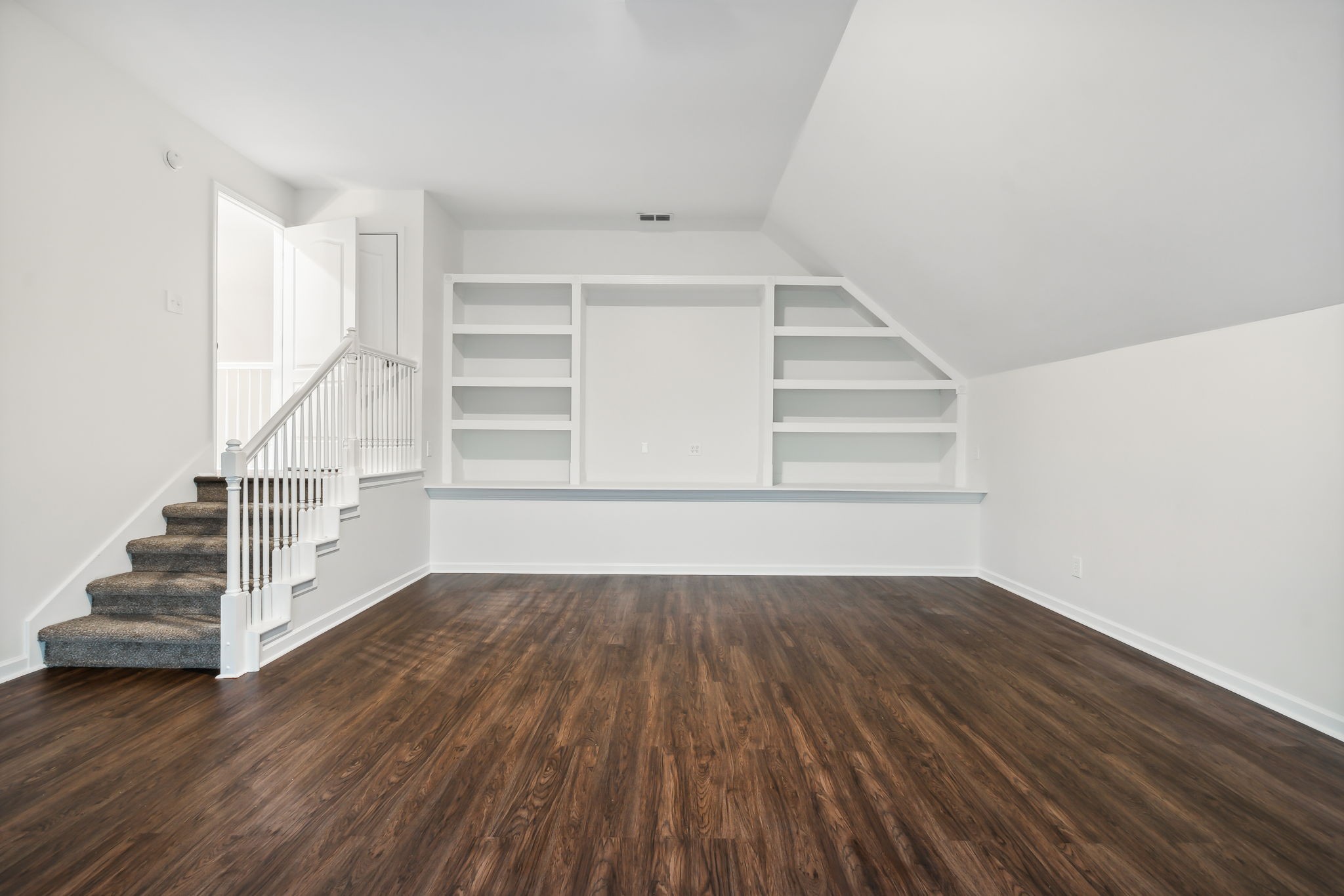 6953 Citation Ln