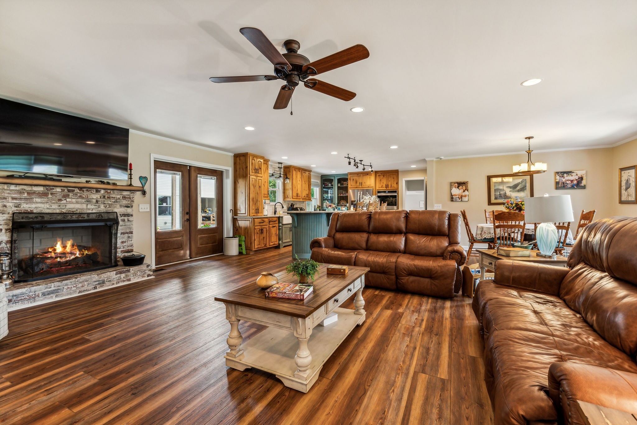 111 Gordon Dr