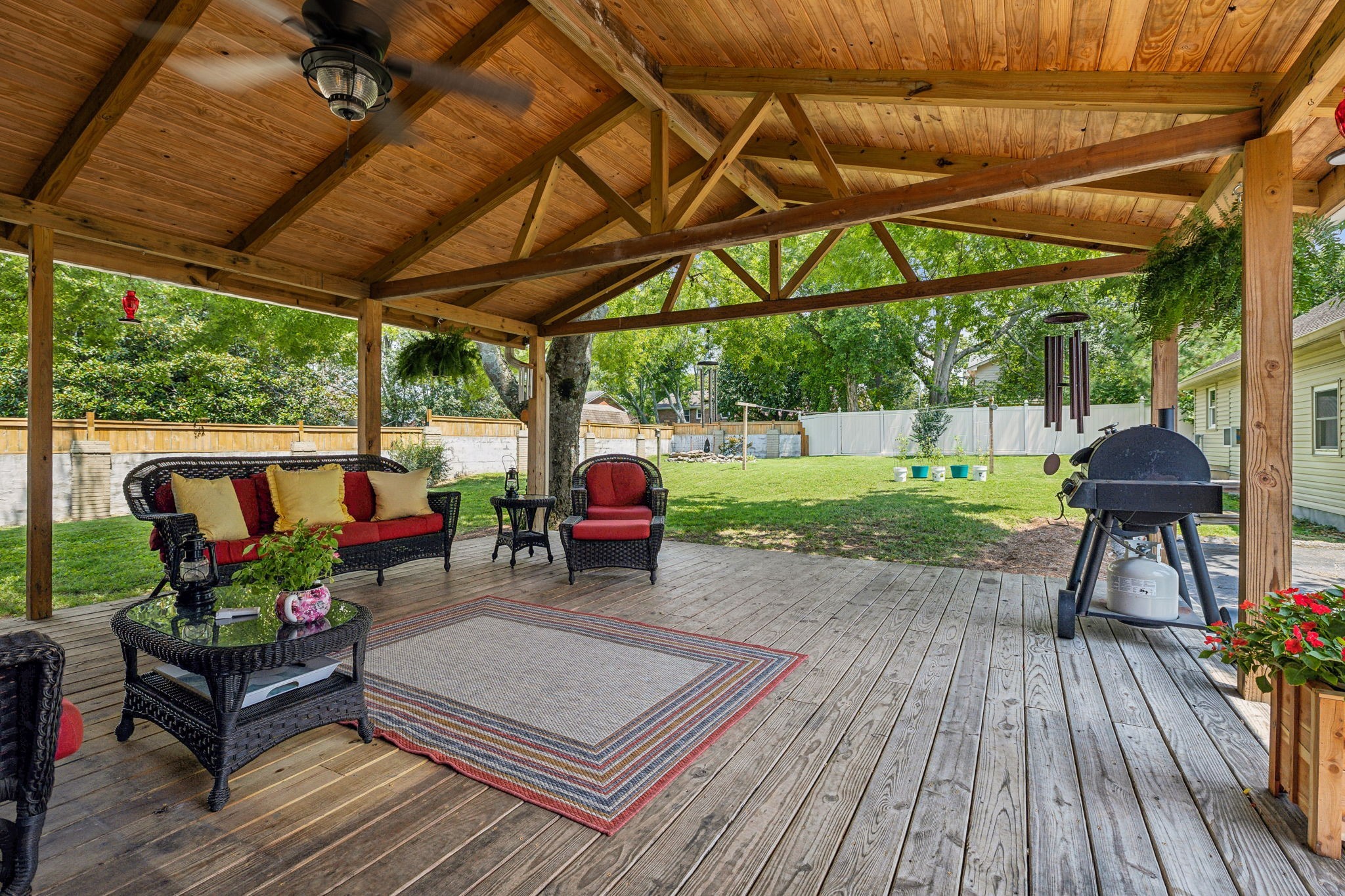 111 Gordon Dr