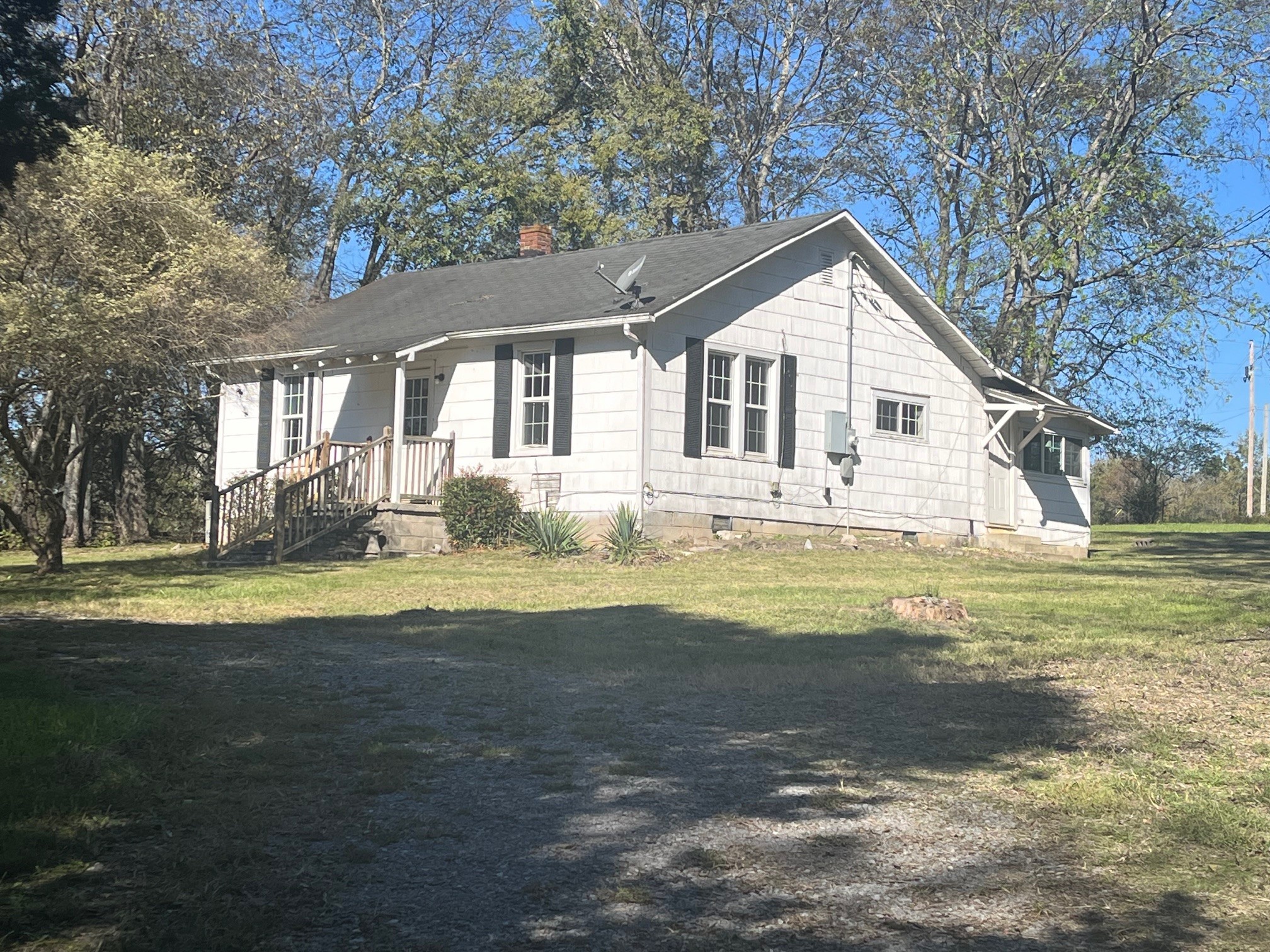 3370 Old Hwy 25