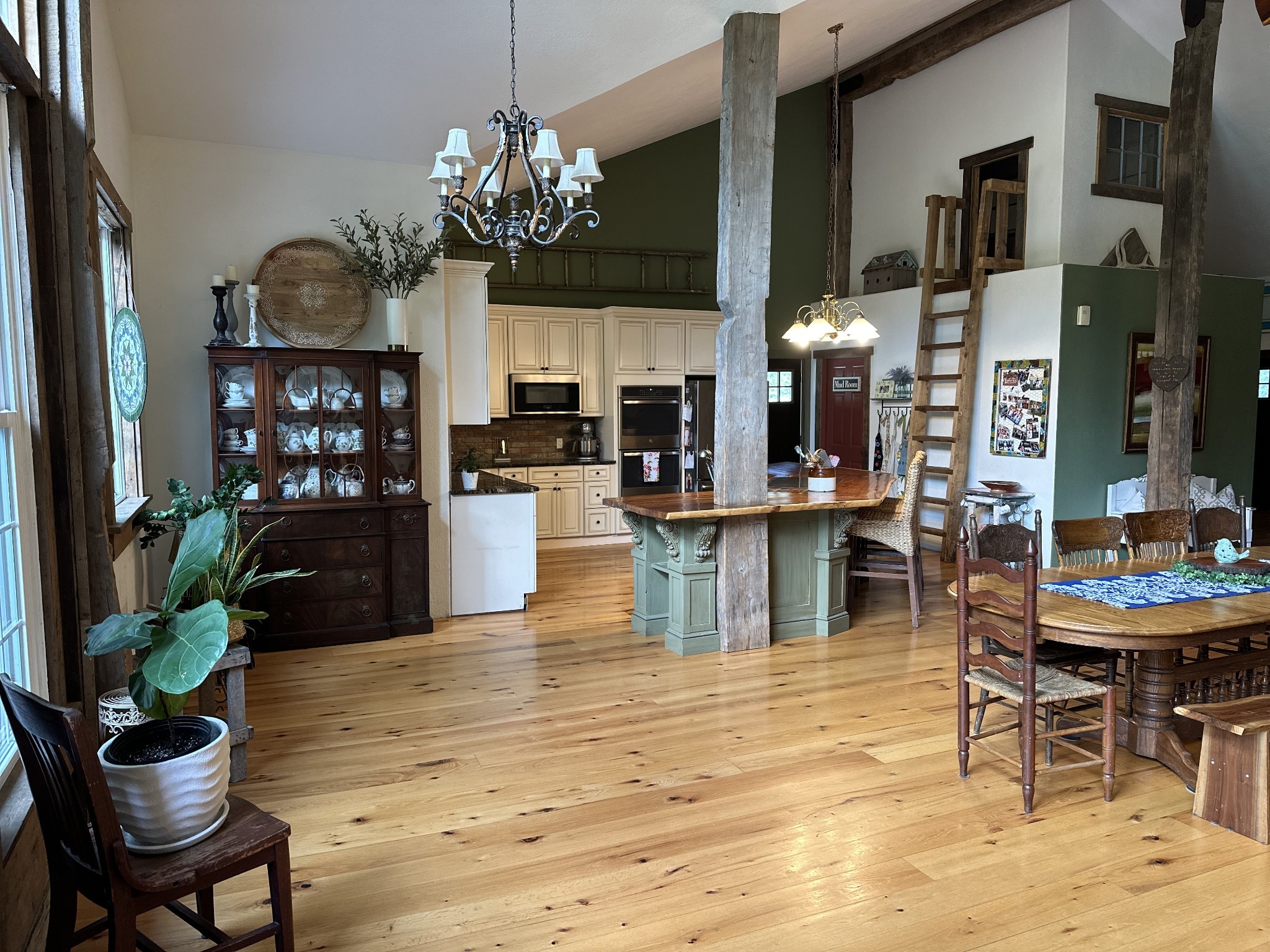359 Gaulden Hollow Rd
