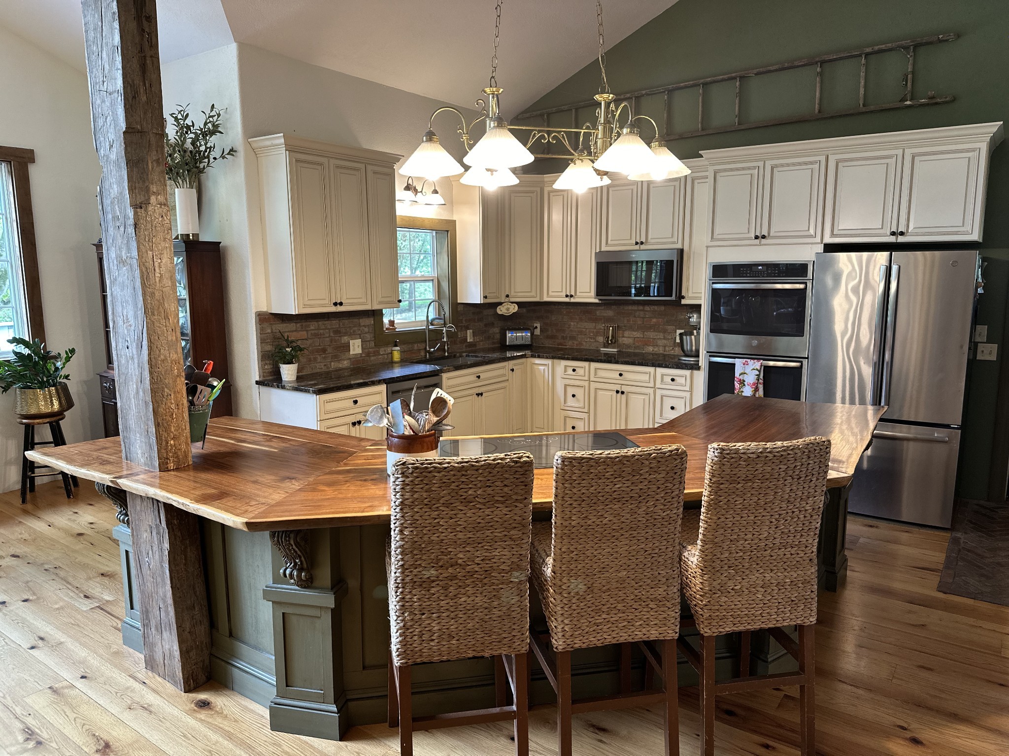 359 Gaulden Hollow Rd