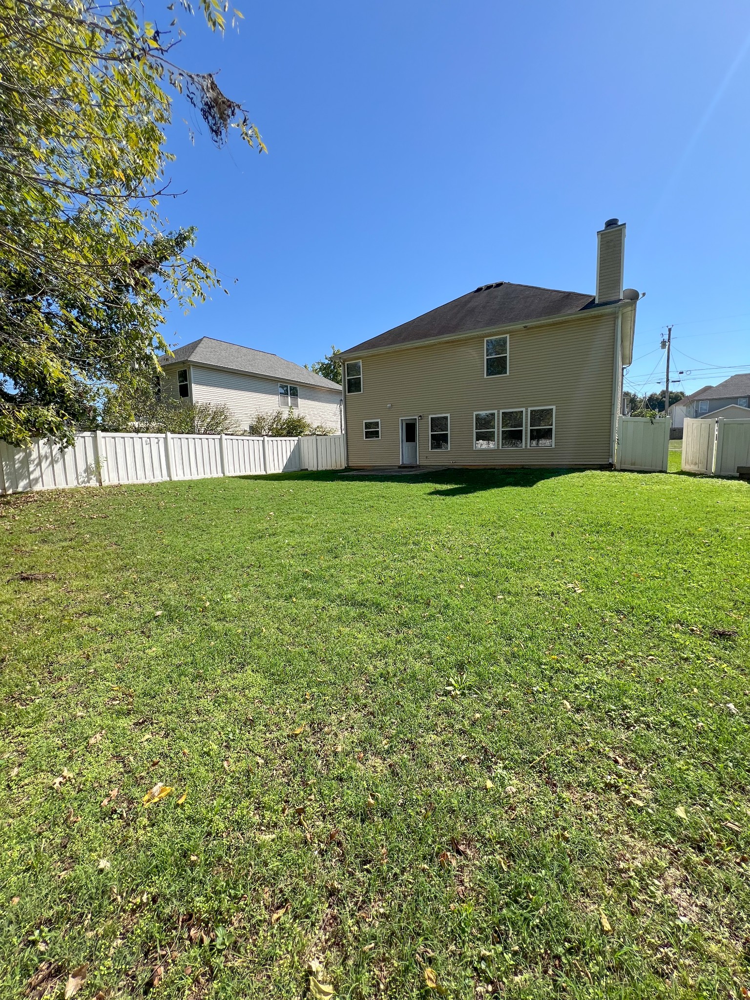 1407 Hectare Ct