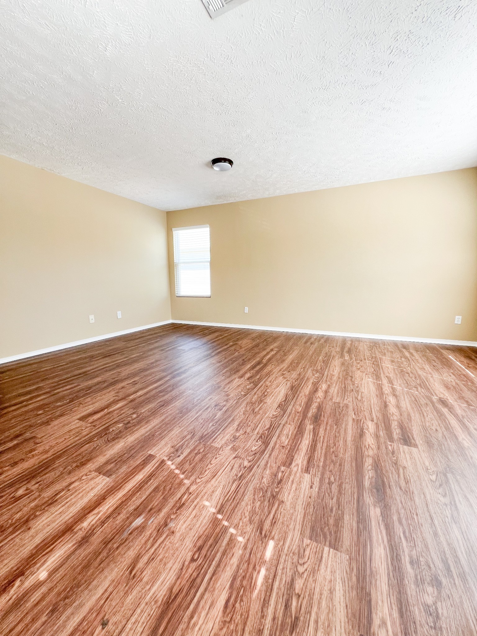1407 Hectare Ct