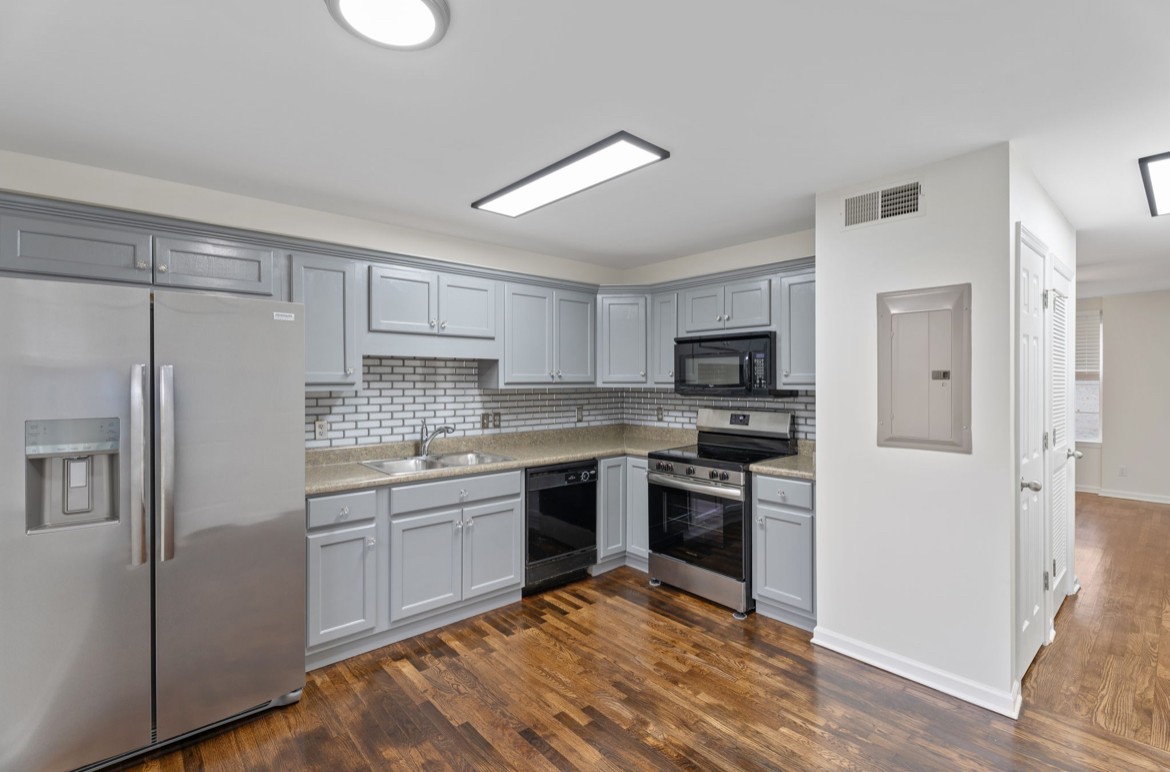 408 Oak Forge Dr