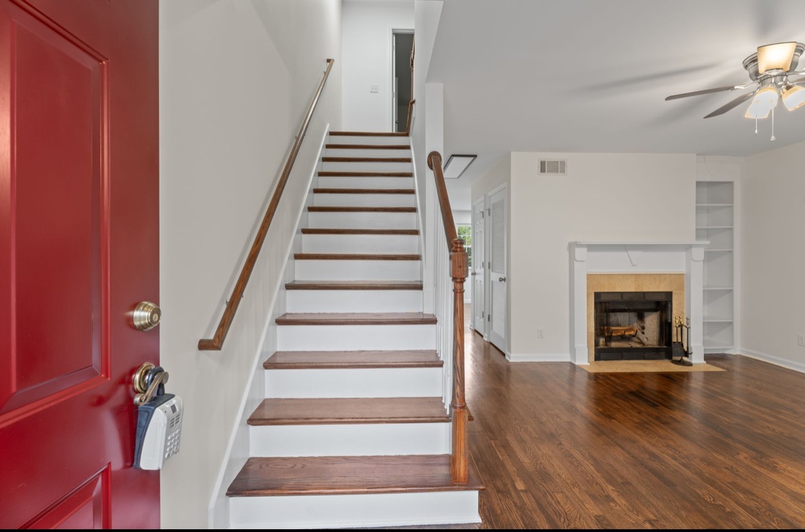 408 Oak Forge Dr