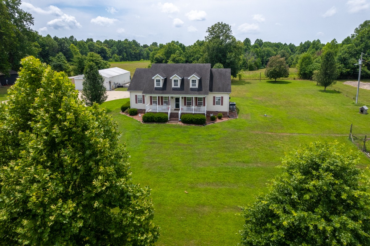 1301 Rogues Fork Rd