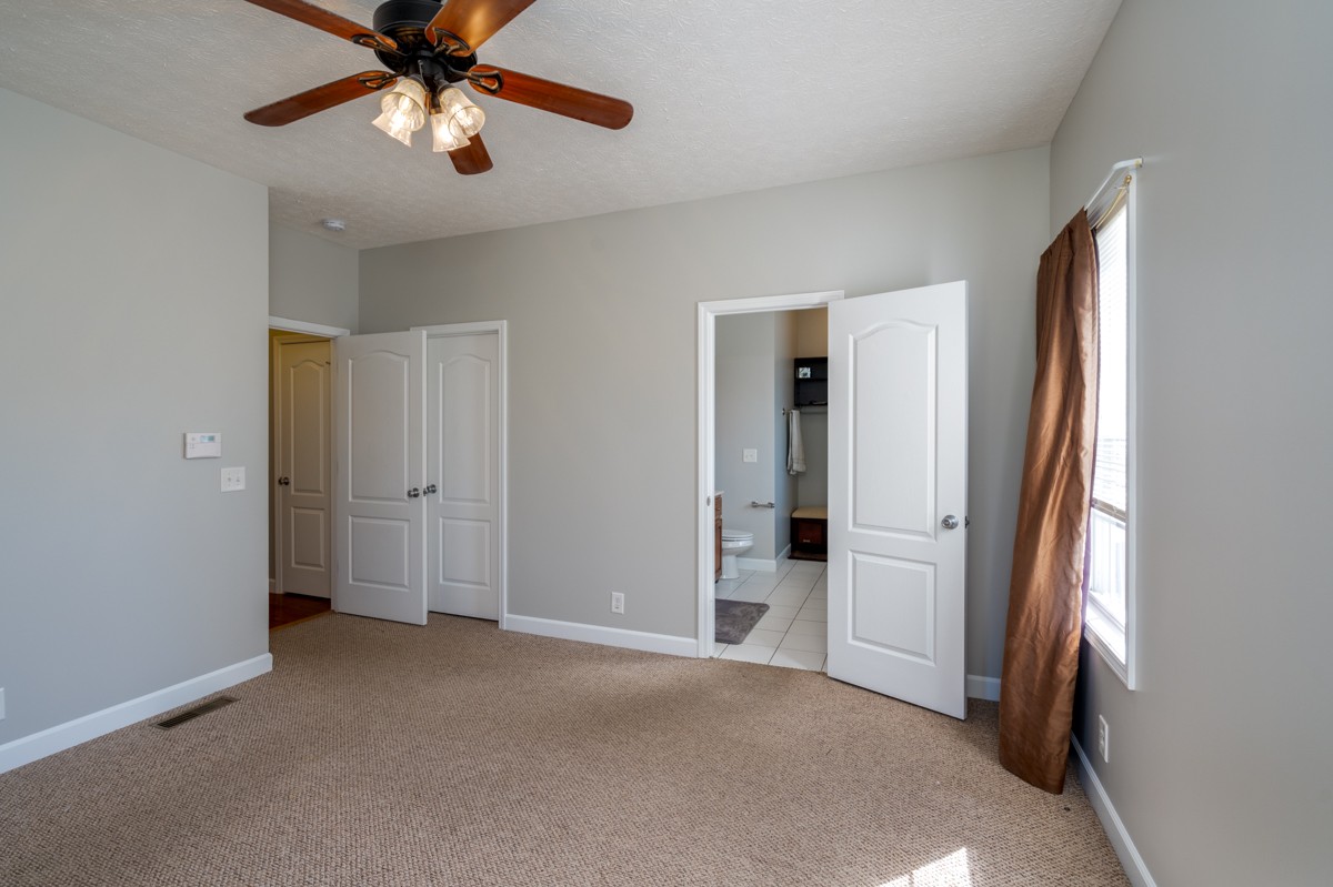 1301 Rogues Fork Rd