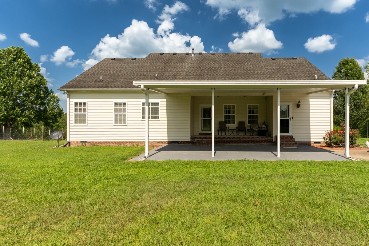 1301 Rogues Fork Rd