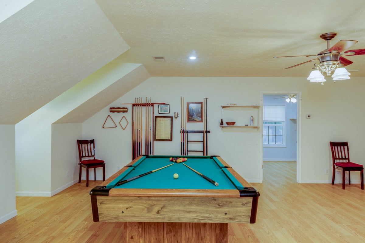 1301 Rogues Fork Rd