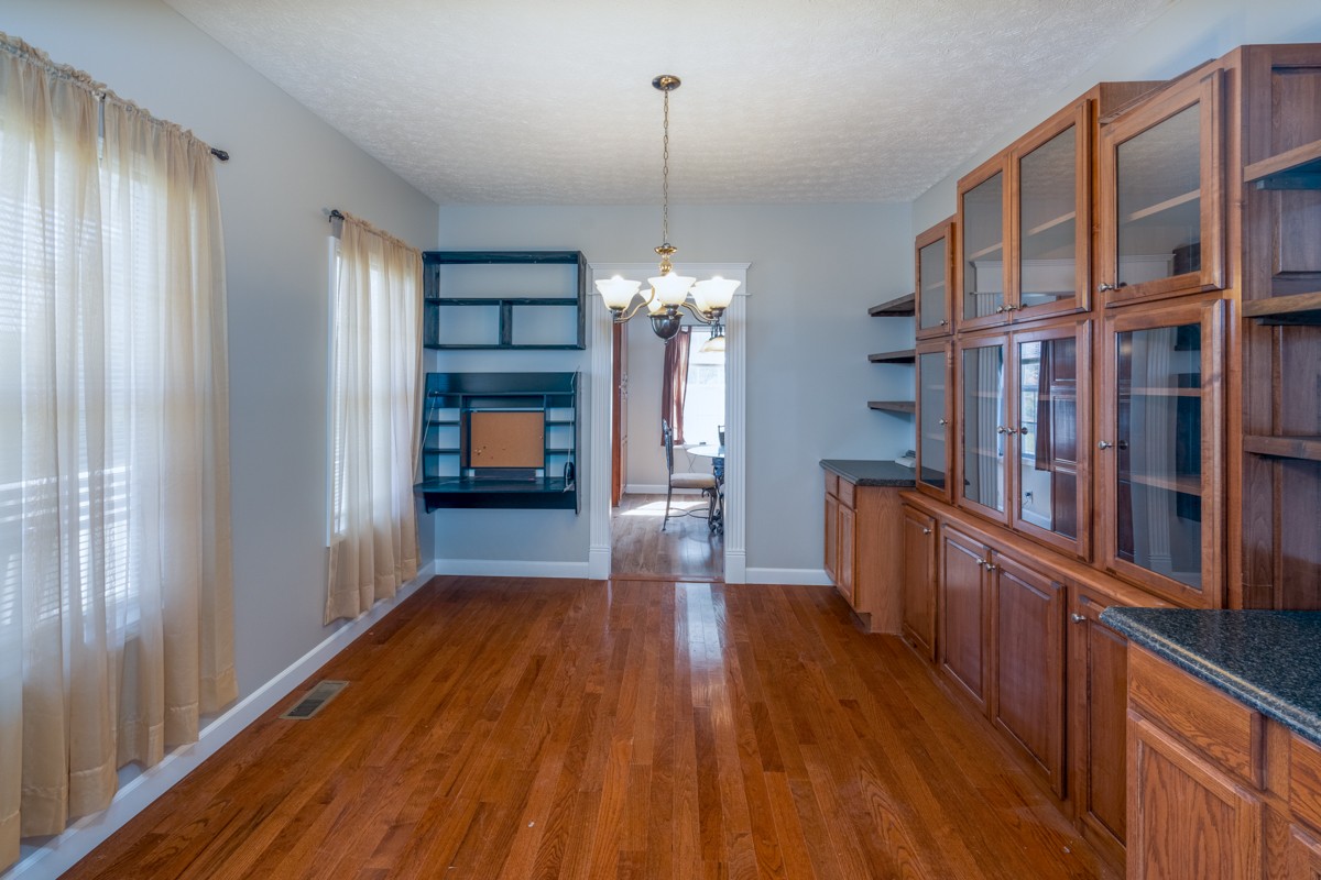 1301 Rogues Fork Rd