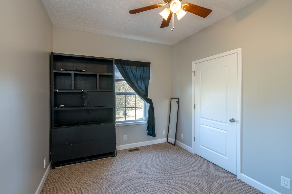 1301 Rogues Fork Rd