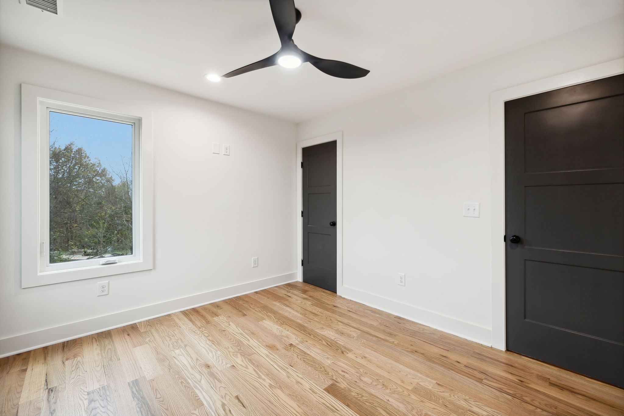 120 Coventry Way