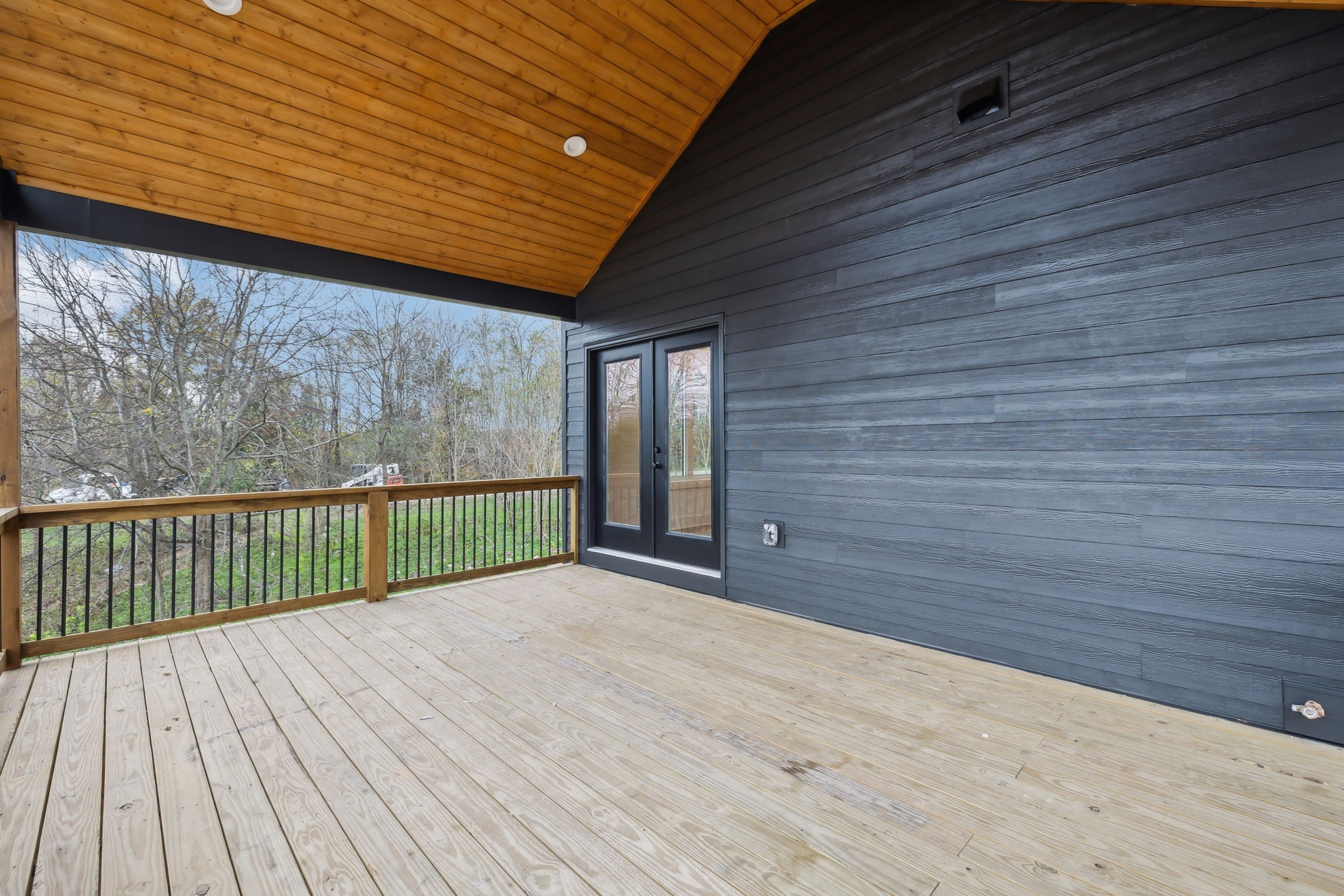 120 Coventry Way