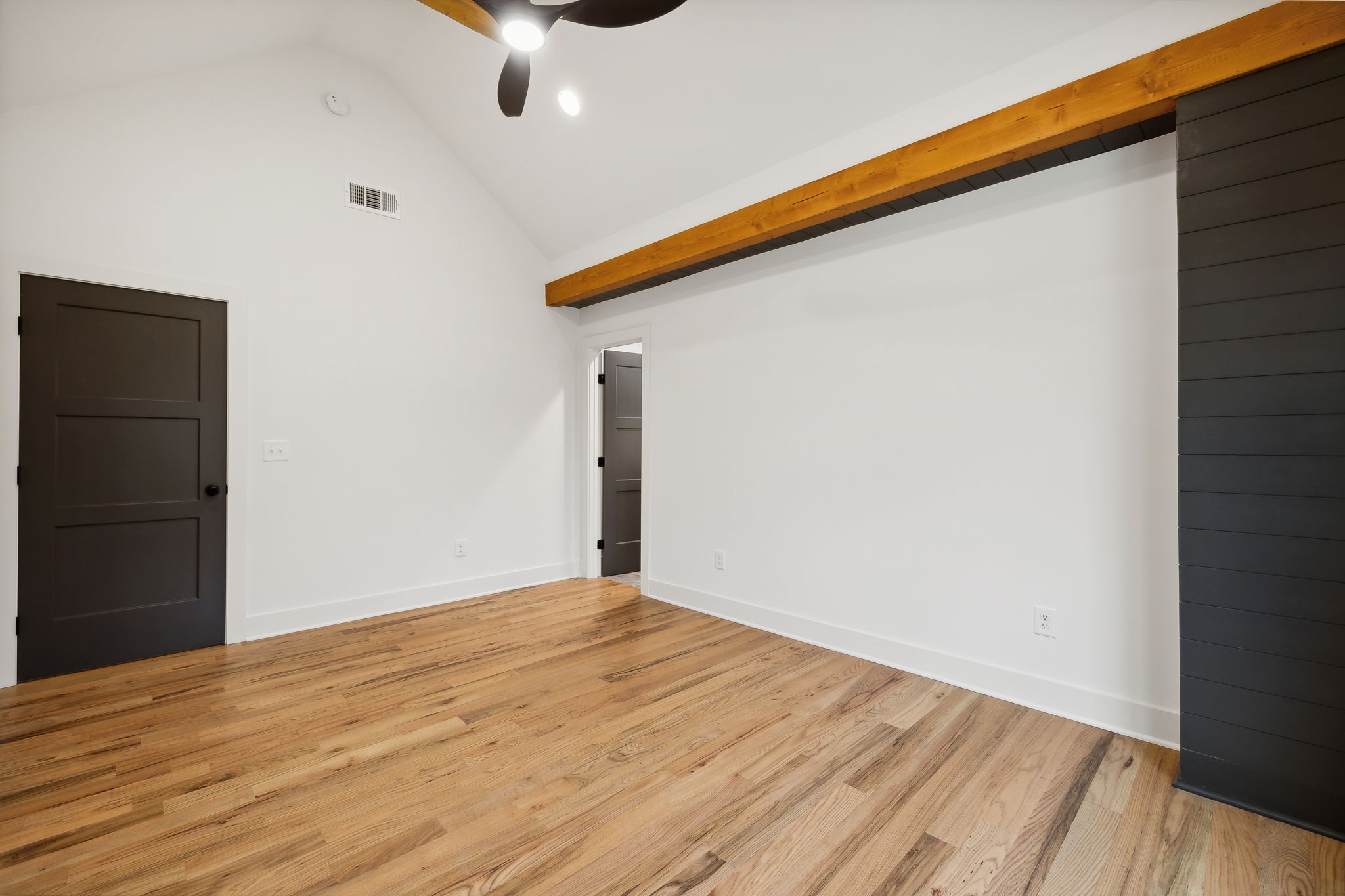 120 Coventry Way