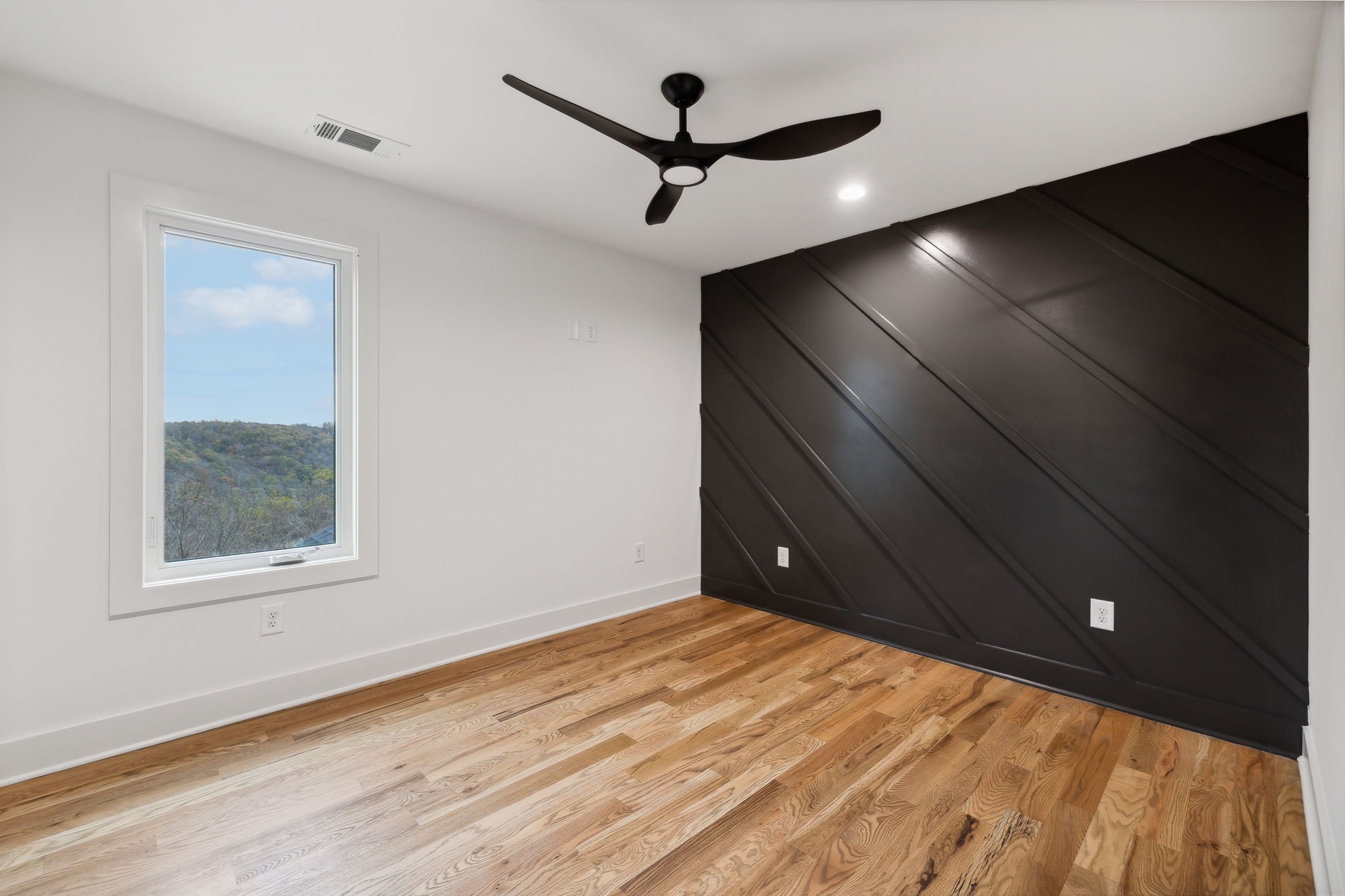 120 Coventry Way