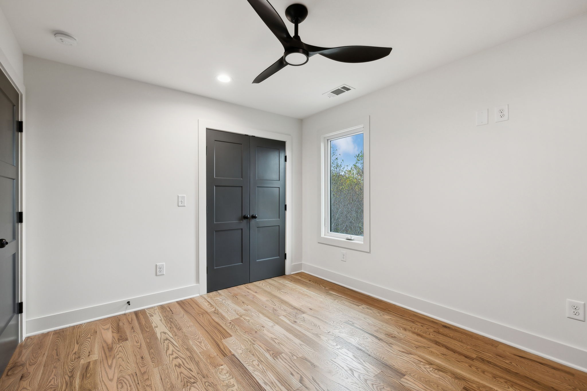 120 Coventry Way
