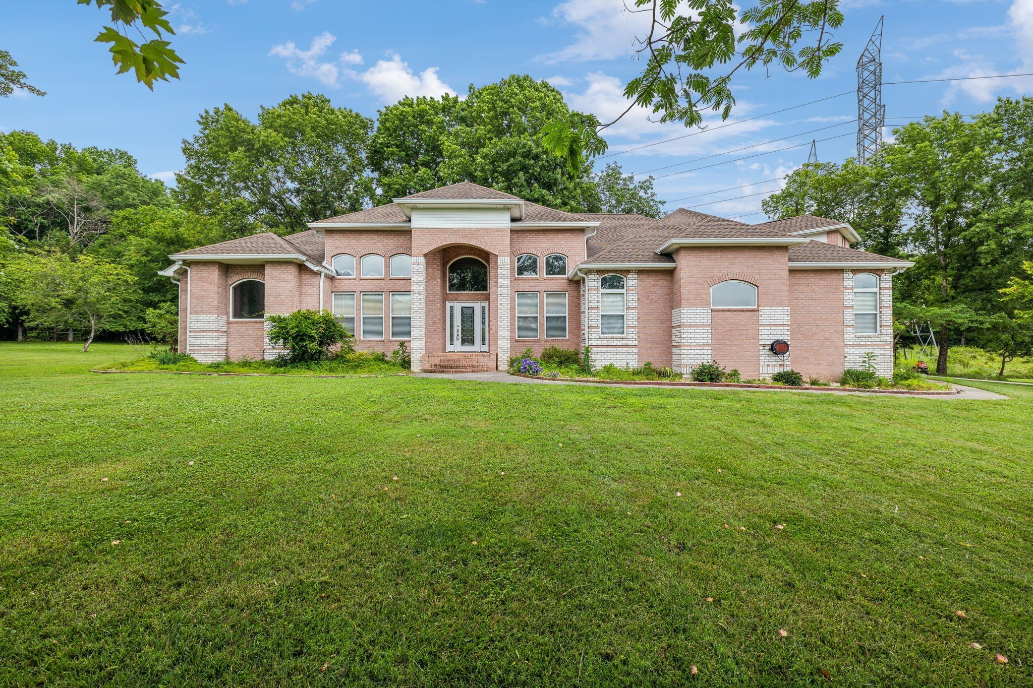 1035 Benton Harbor Blvd
