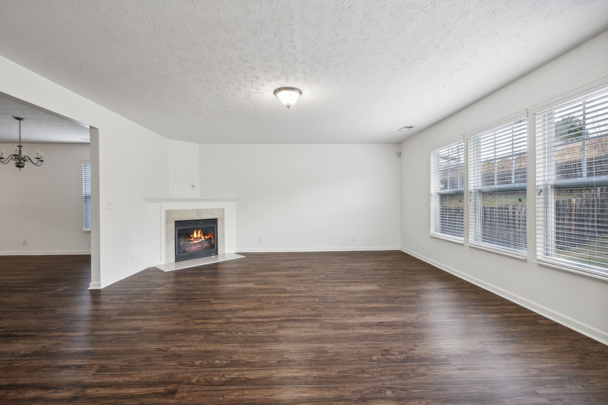 3177 Hidden Creek Dr