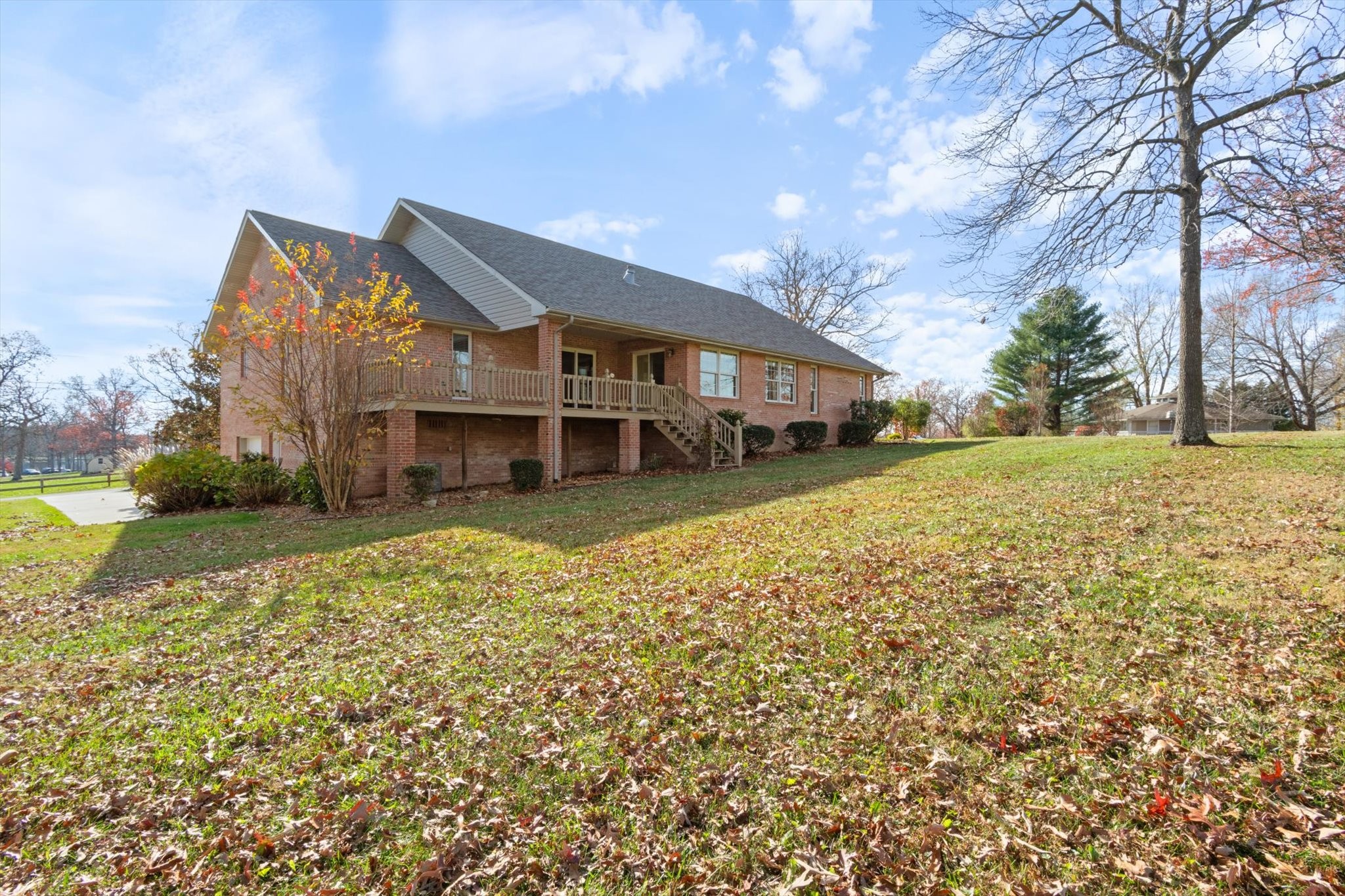 115 Deer Run Cir
