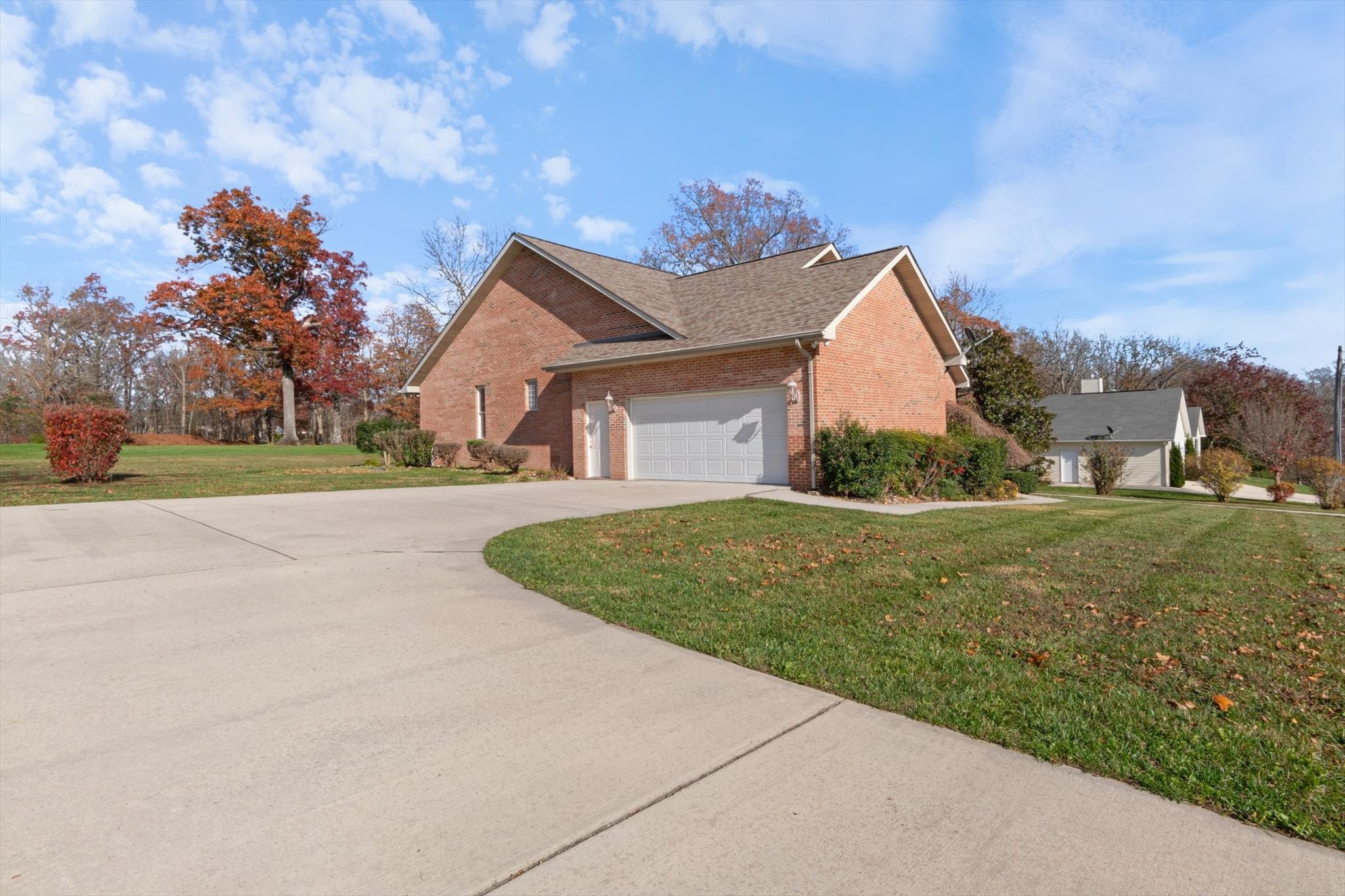 115 Deer Run Cir